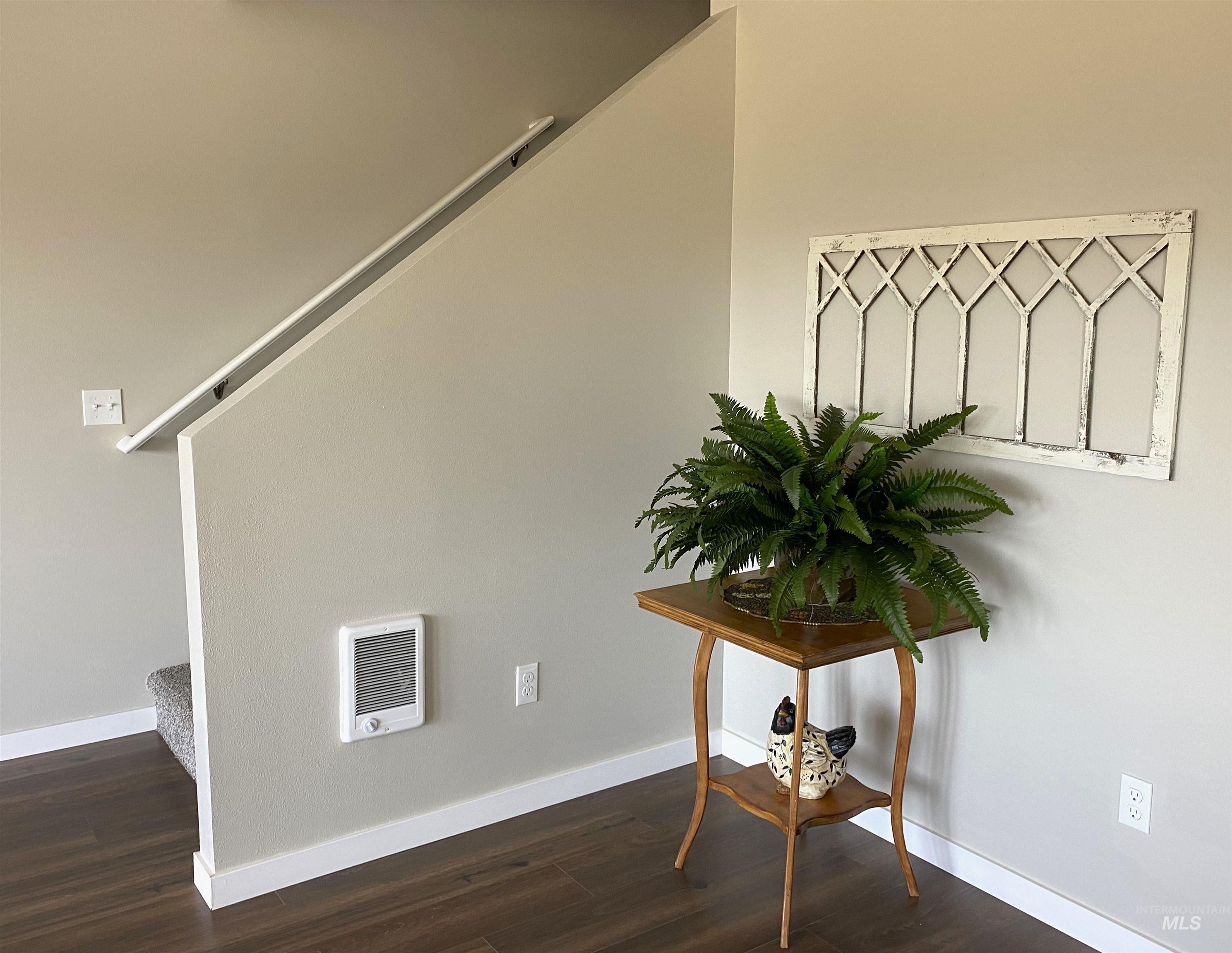 102 Highline Lane Property Photo 23