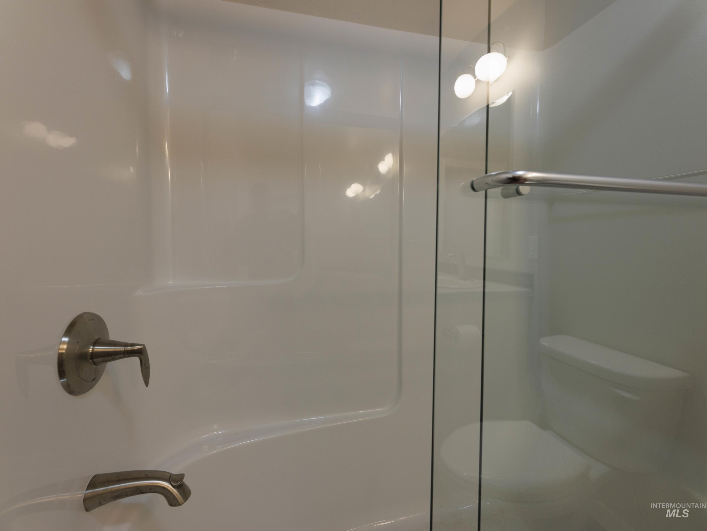 102 Highline Lane Property Photo 30