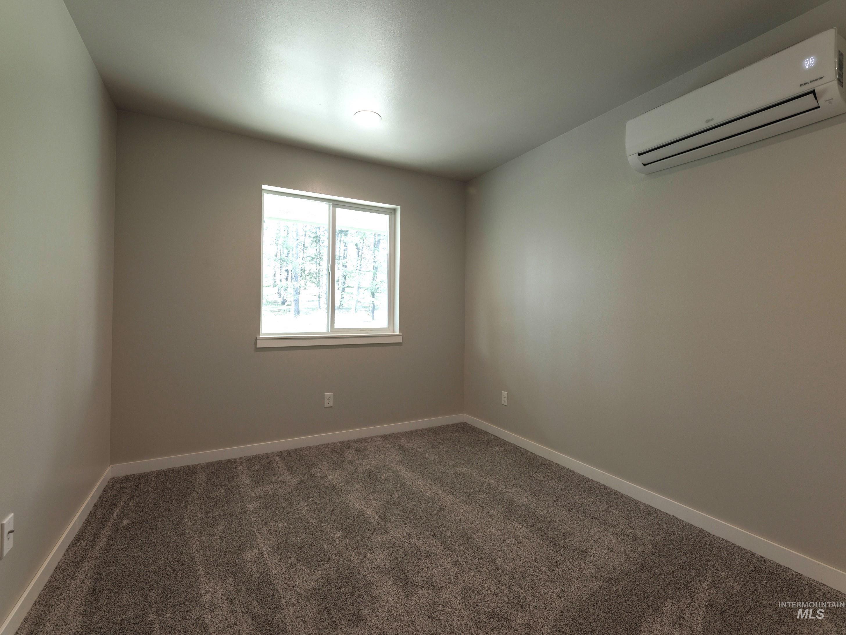 102 Highline Lane Property Photo 31