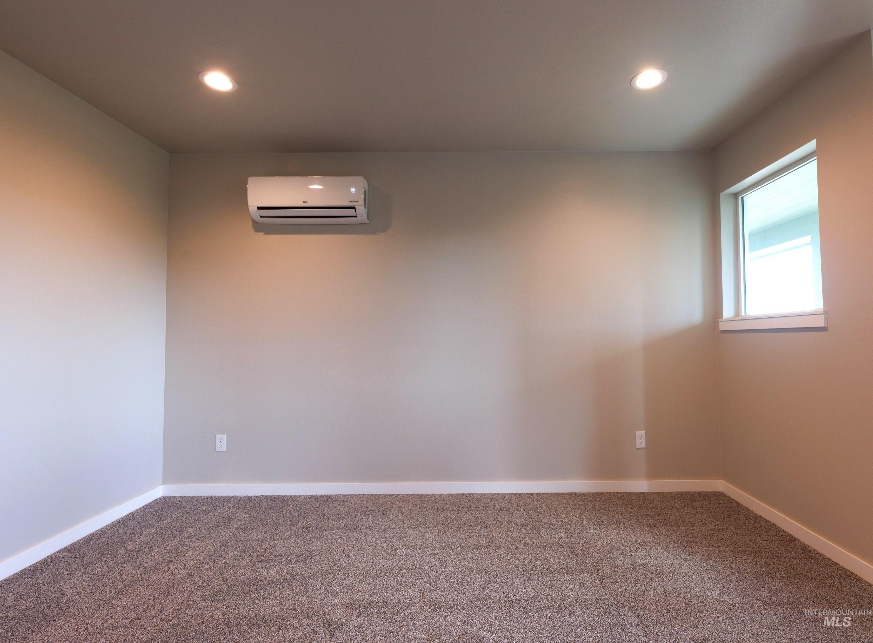 102 Highline Lane Property Photo 36