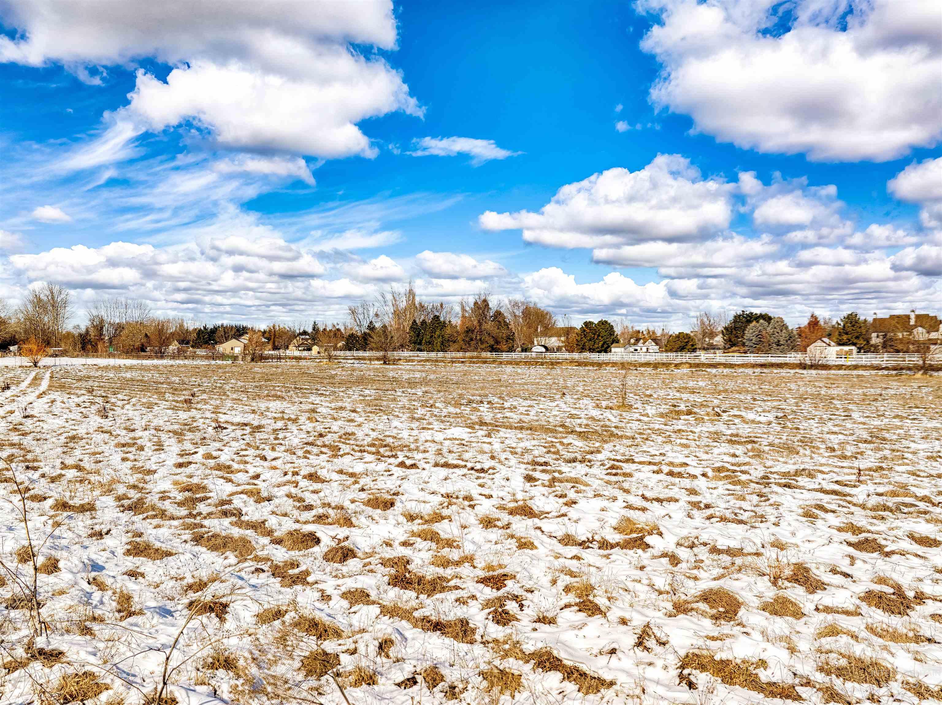 8574 Midstar Ln. Property Photo 4