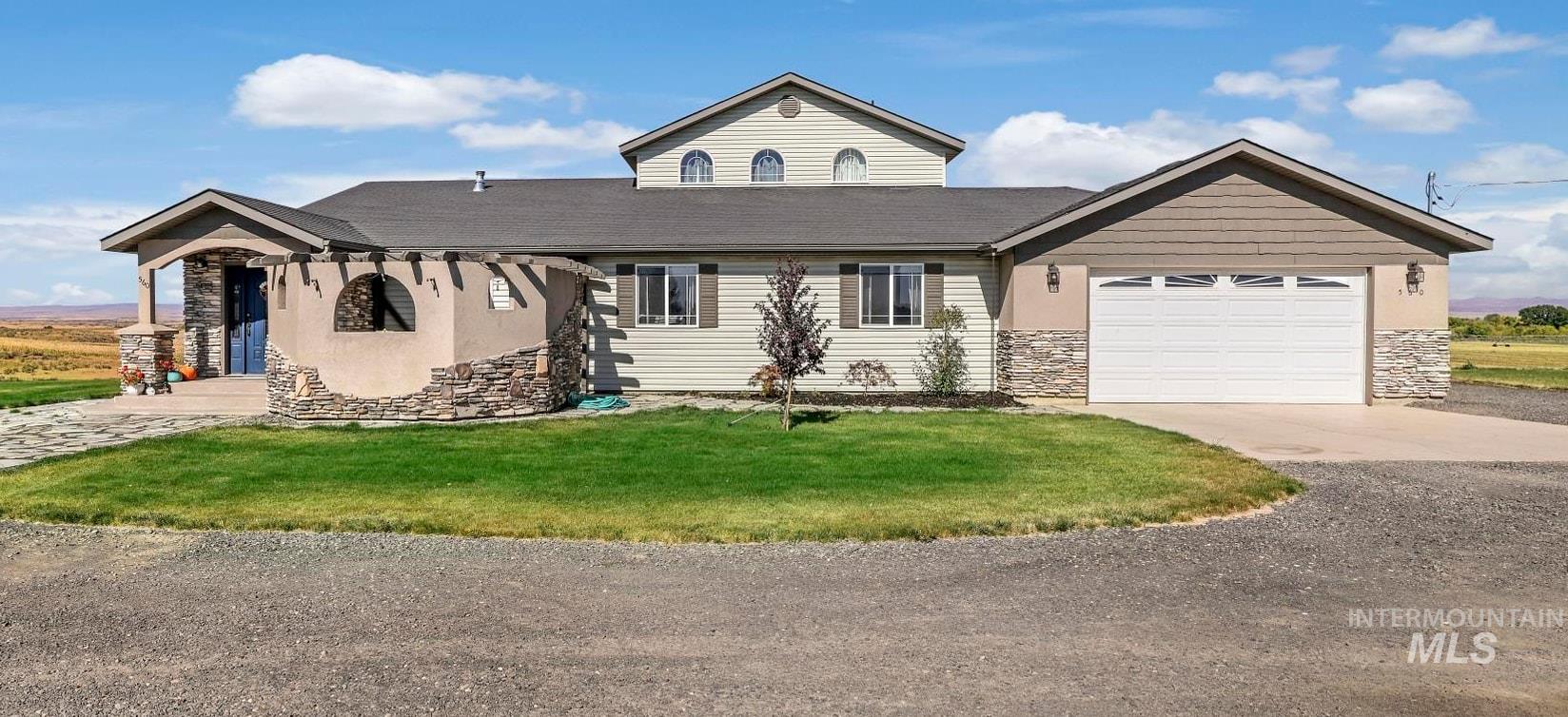 560 Riverview Dr. Property Photo