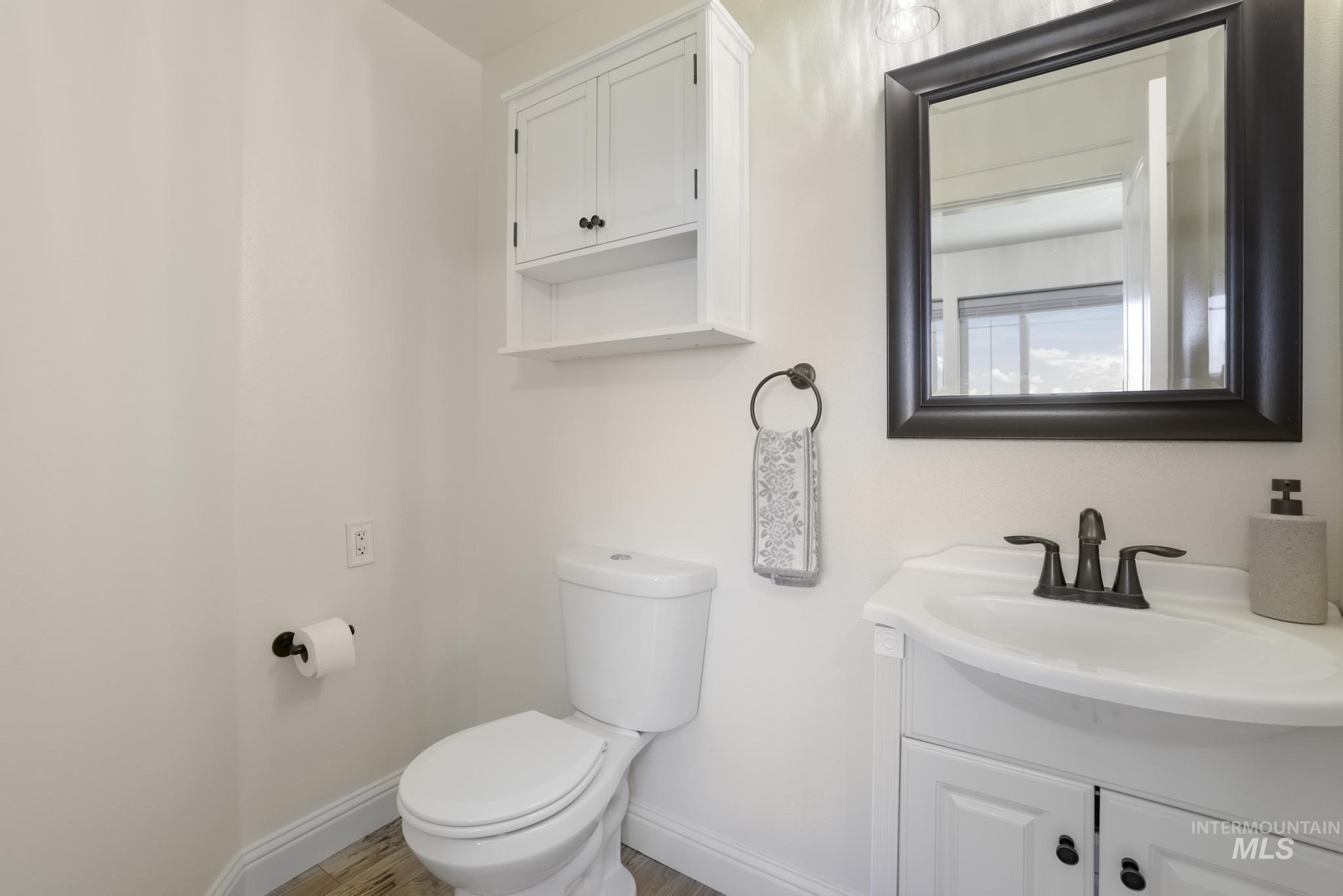 560 Riverview Dr. Property Photo 29