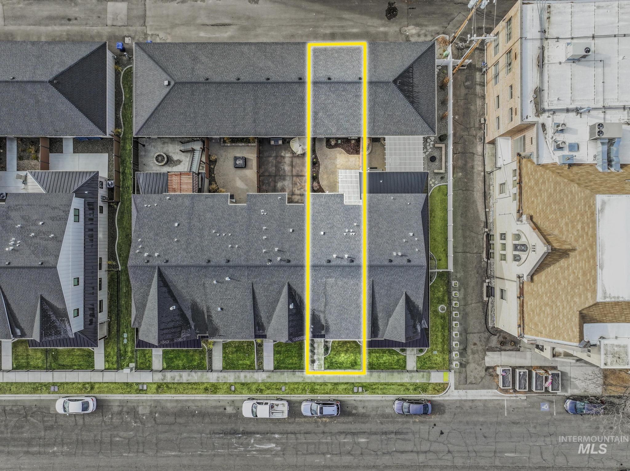 144 4th Ave E Property Photo 33