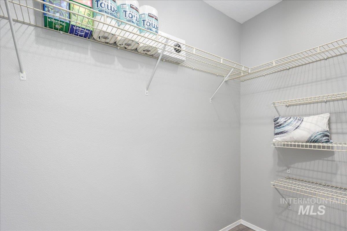 1002 S Sarah Ave Property Photo 24