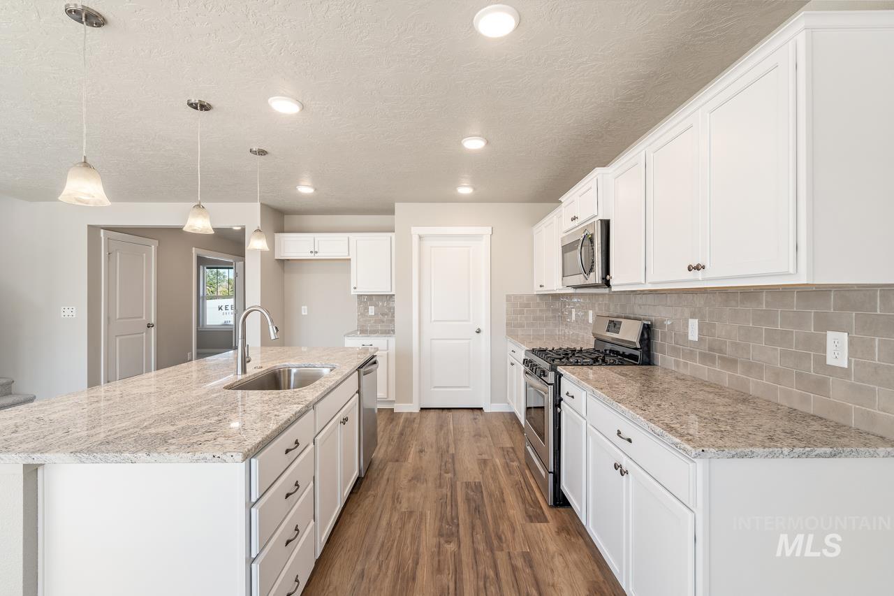 10223 Bellevue Ridge St Property Photo 4