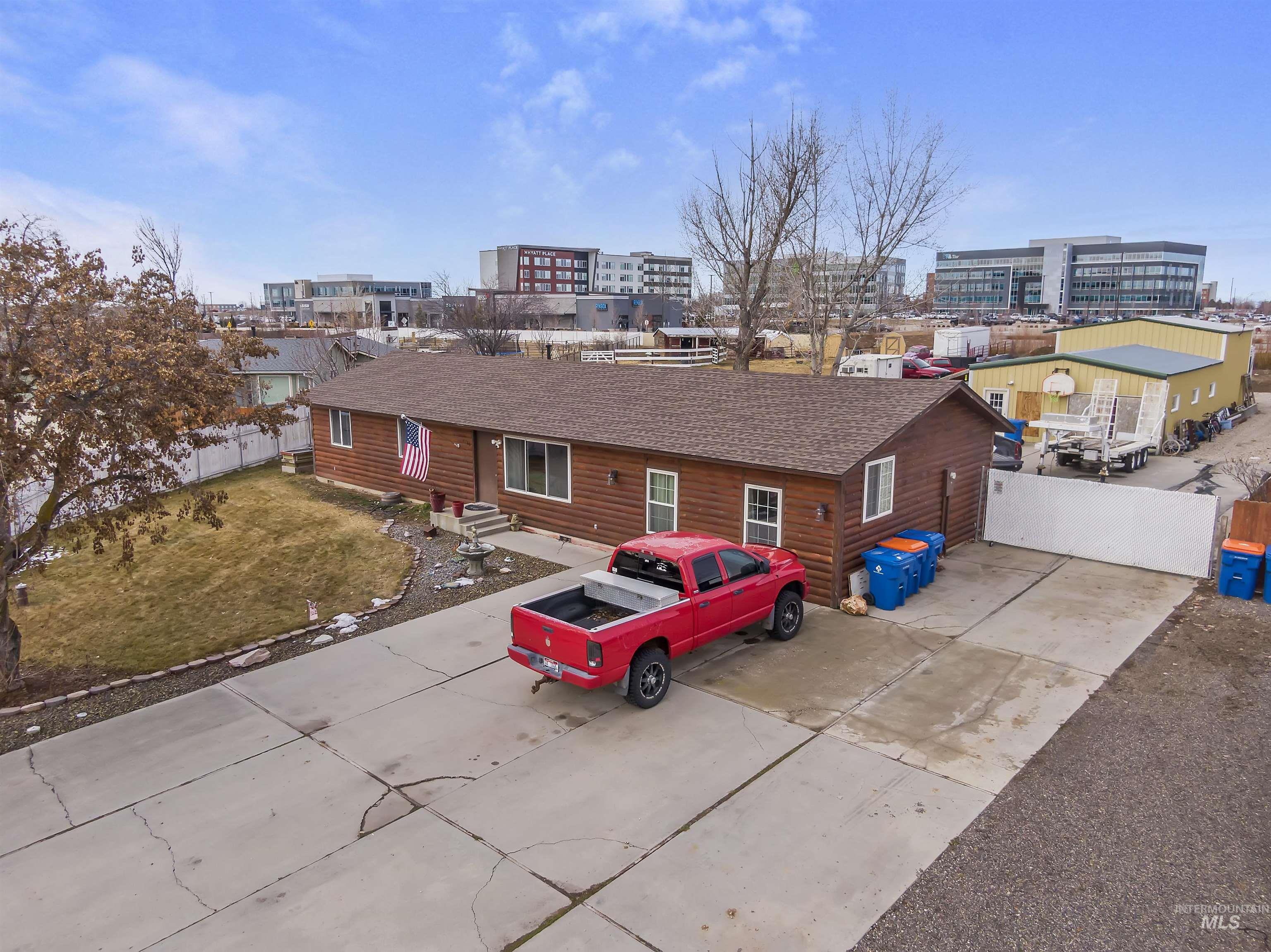 3730 Onyx Property Photo 8
