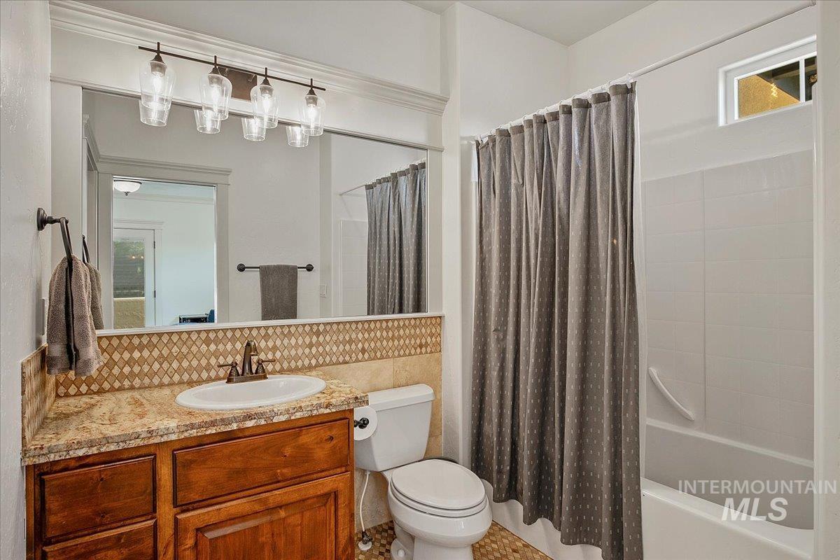 1493 N Colline Bello Way Property Photo 40
