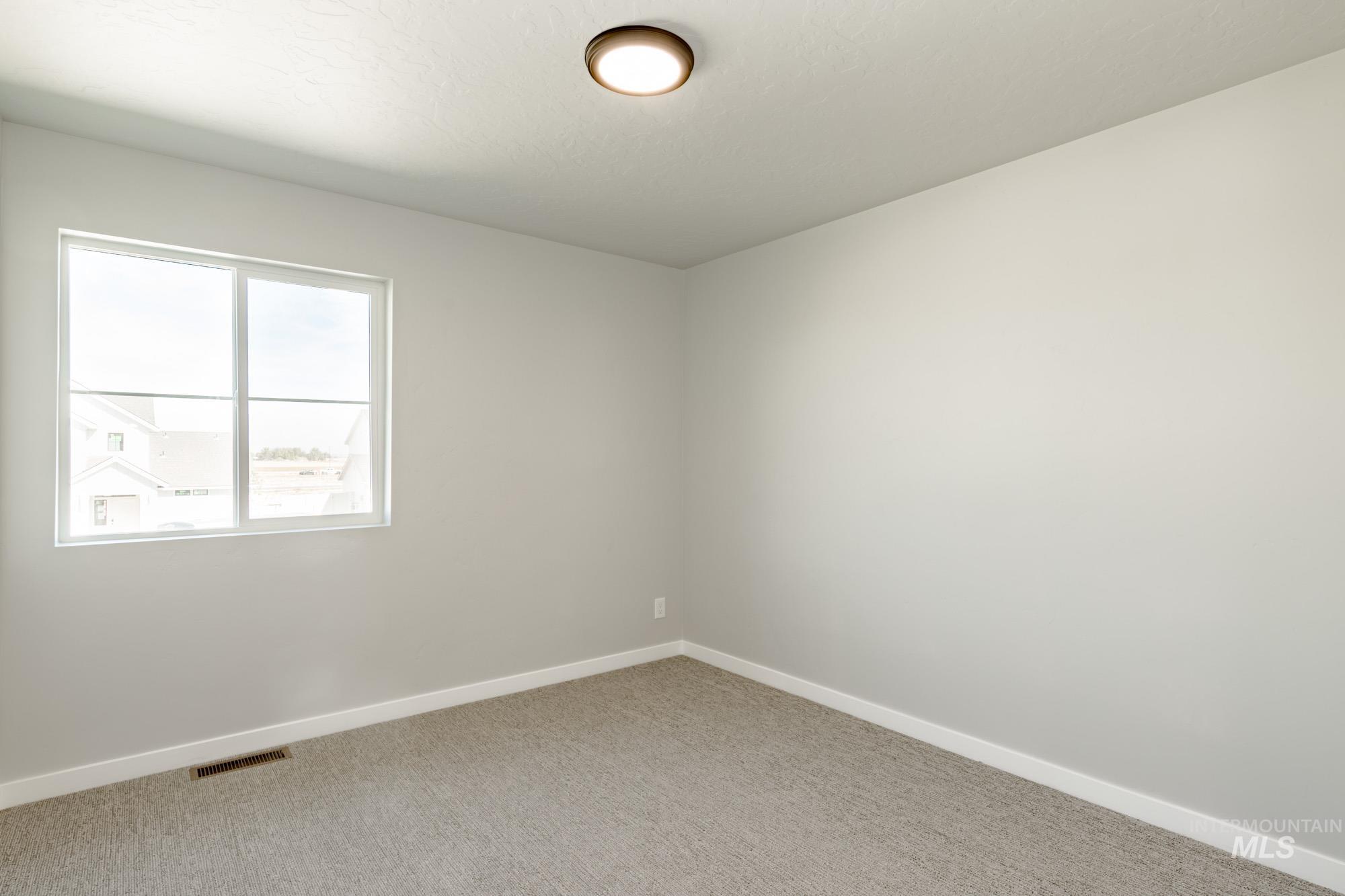 710 S Blackfoot Ave Property Photo 11
