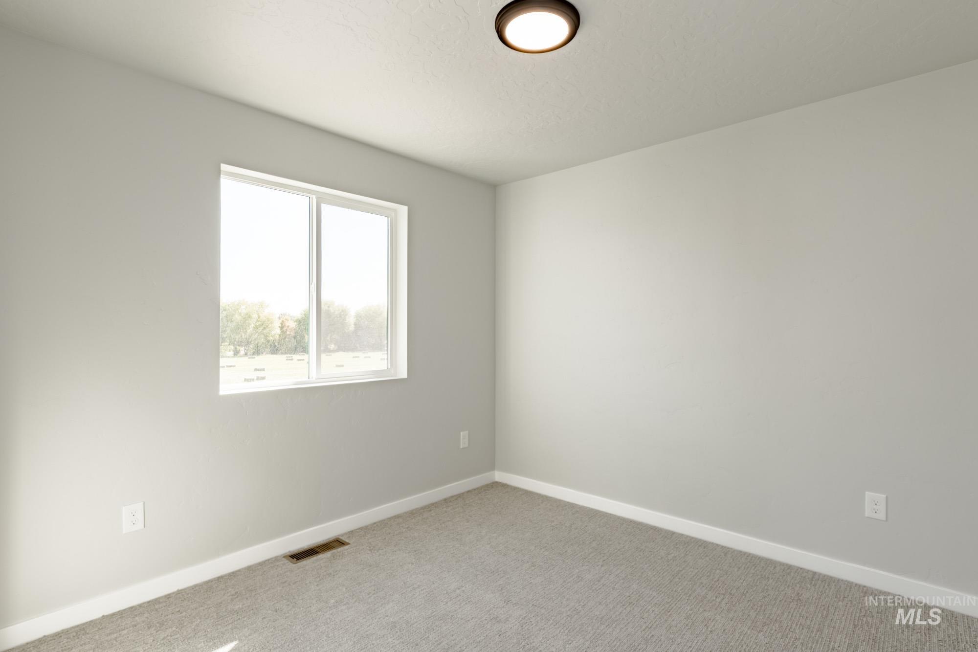 710 S Blackfoot Ave Property Photo 12