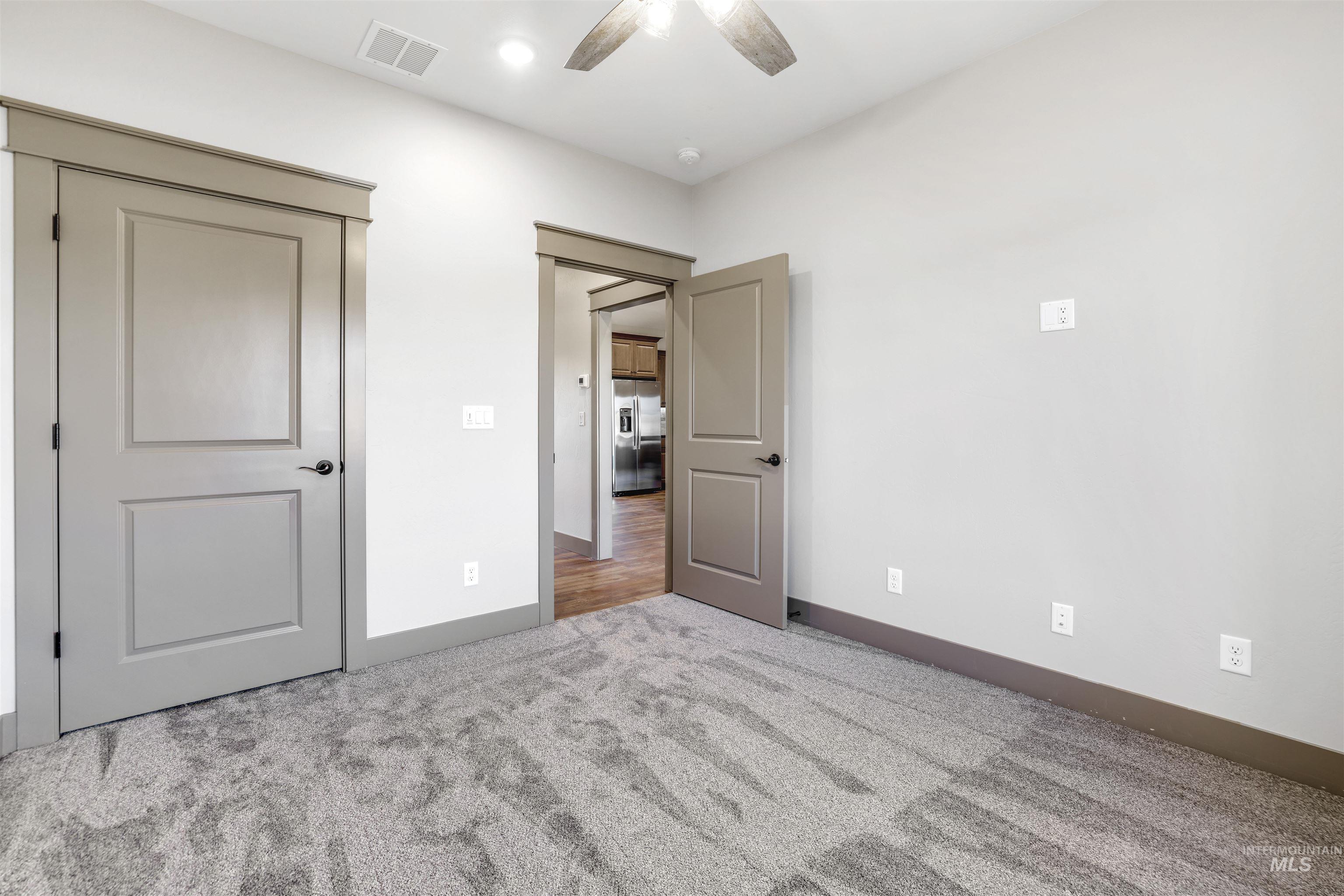 1348 Haizlee Way Property Photo 24