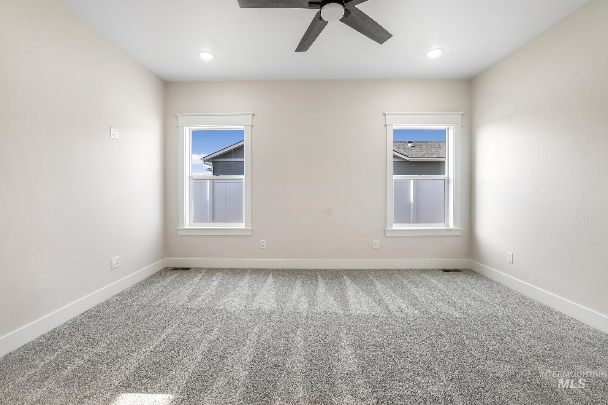 1385 Haizlee Way Property Photo 8