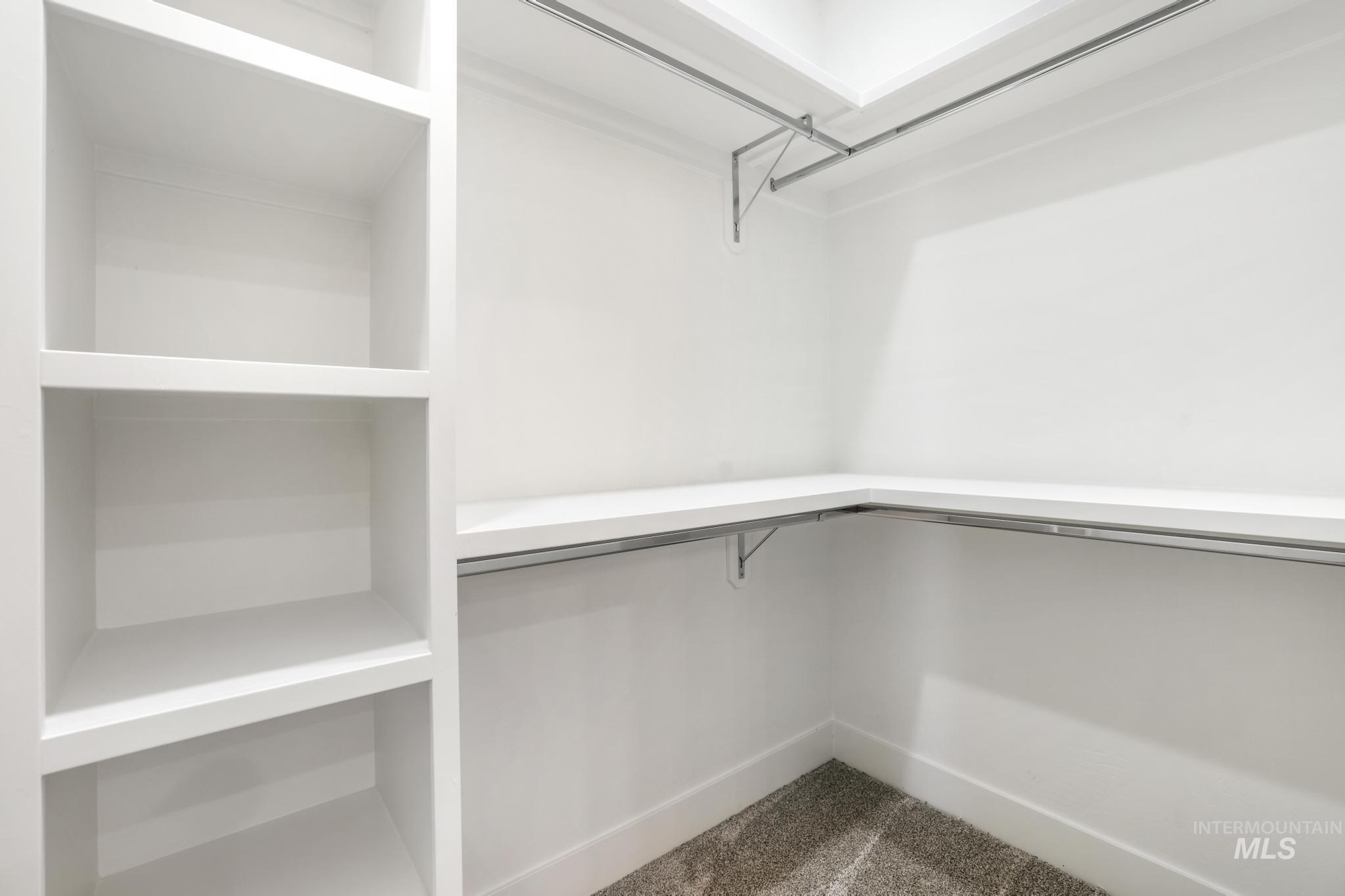 1385 Haizlee Way Property Photo 14