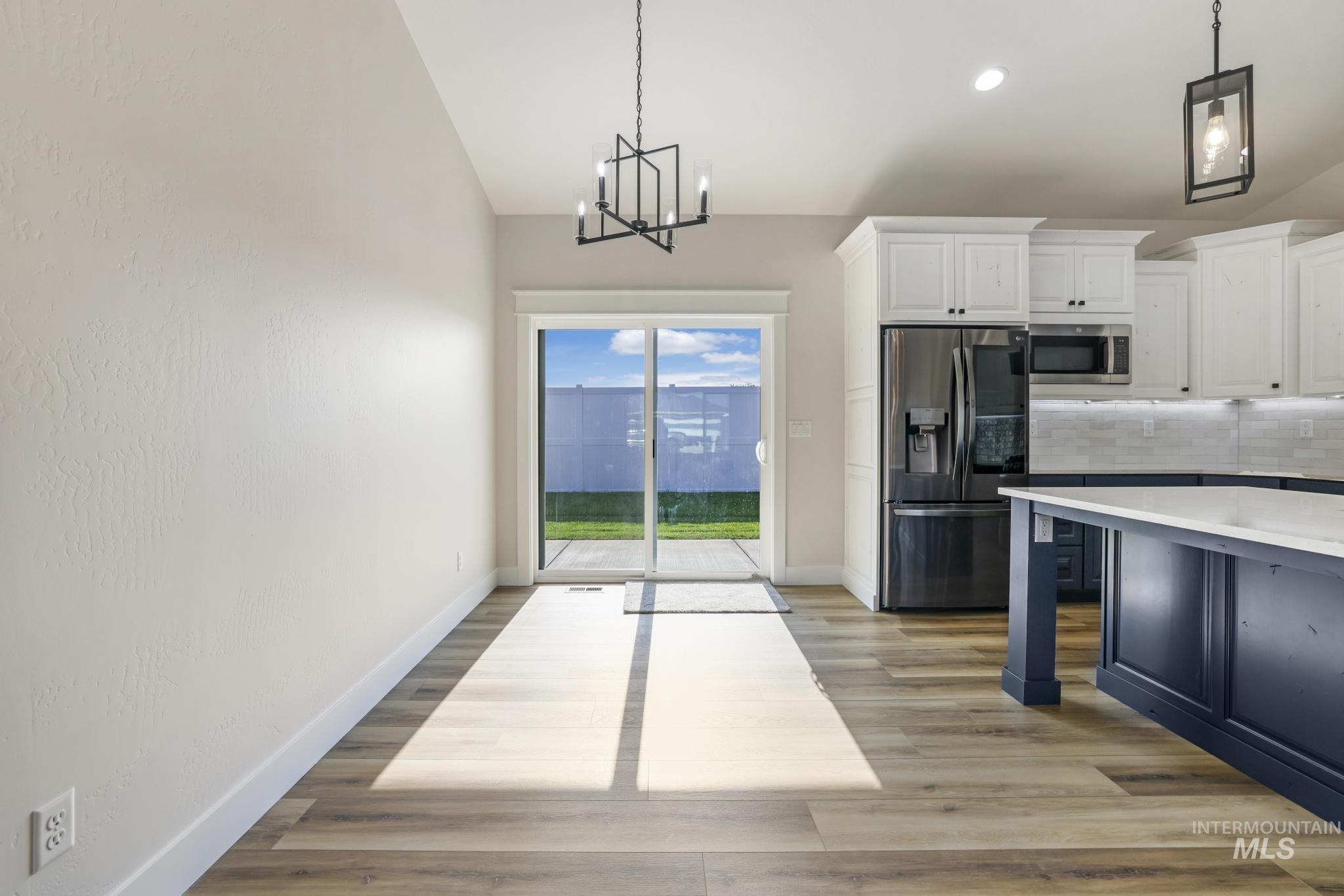 1385 Haizlee Way Property Photo 19