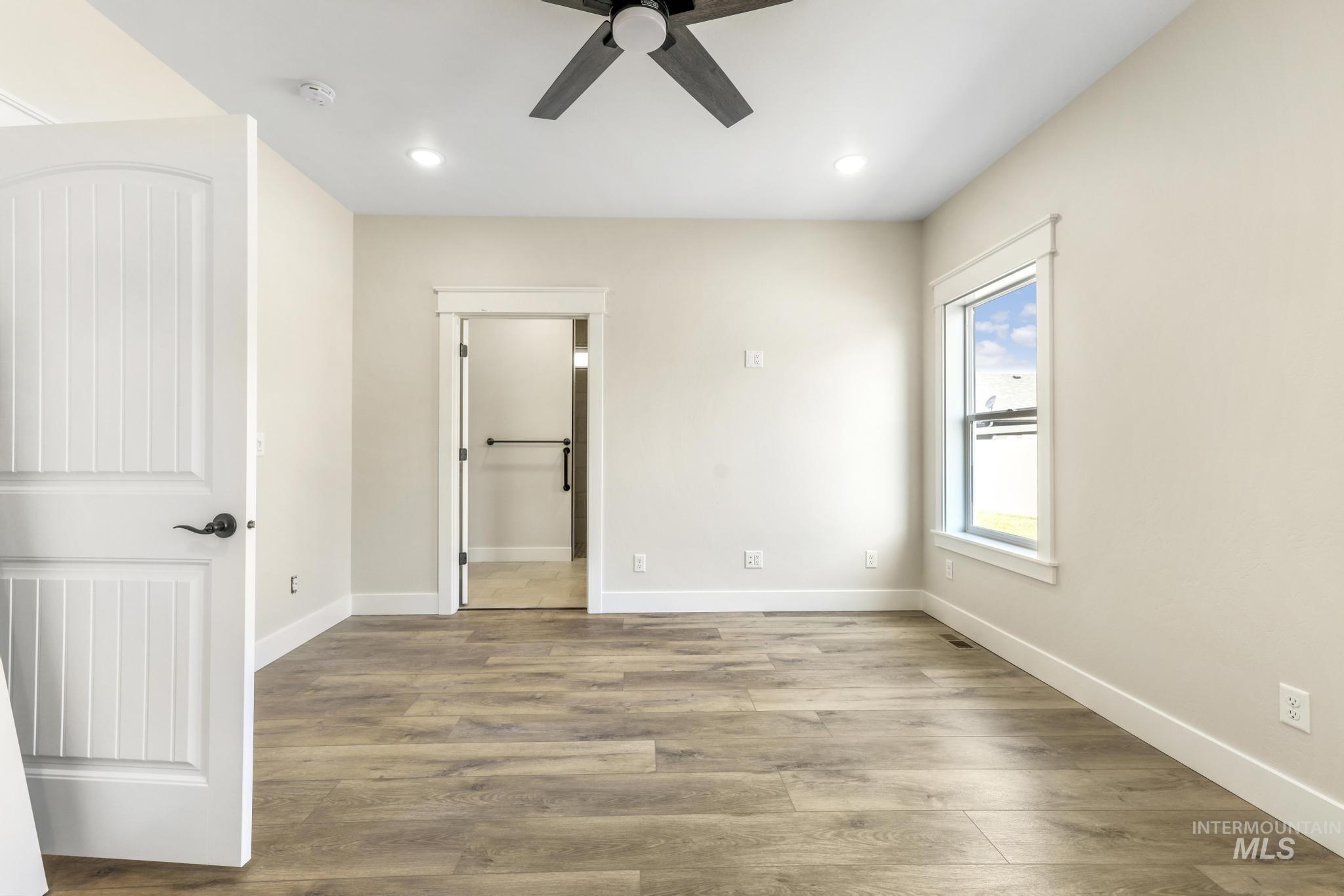 1390 Haizlee Way Property Photo 17