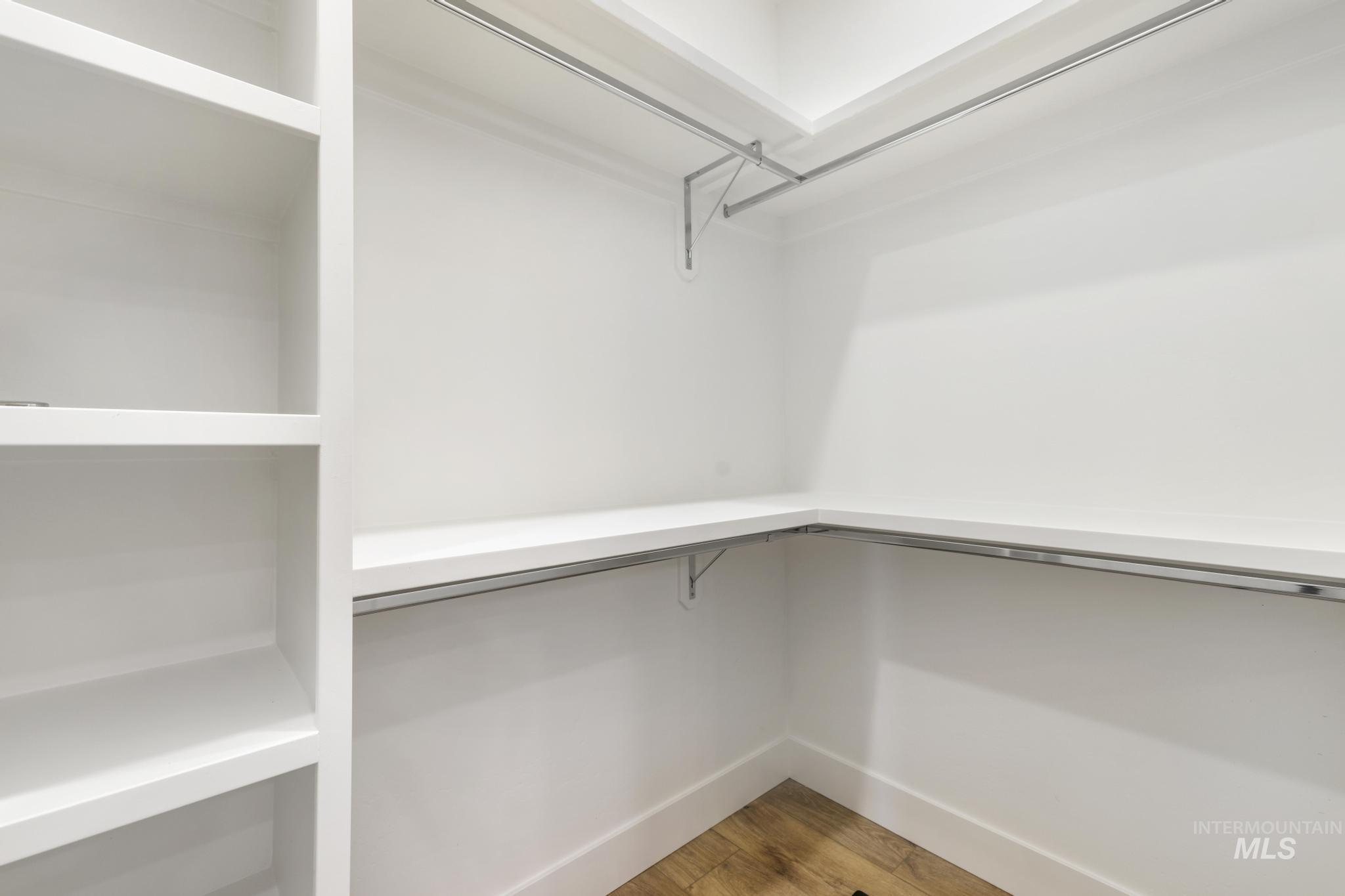 1390 Haizlee Way Property Photo 21