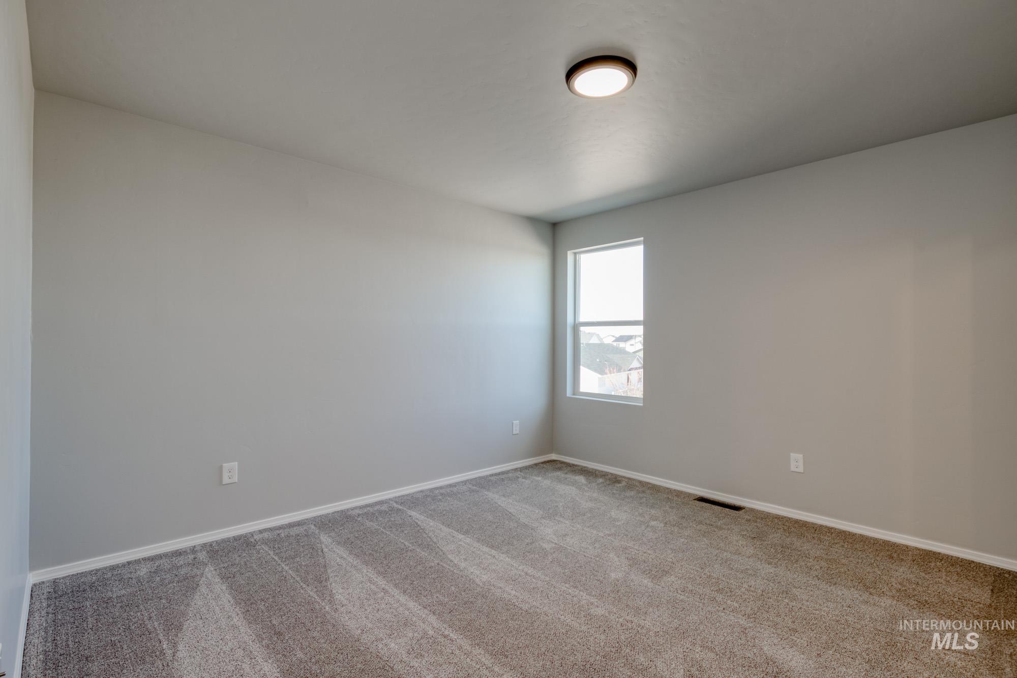 2900 N Eagle Meadow Ave Property Photo 16