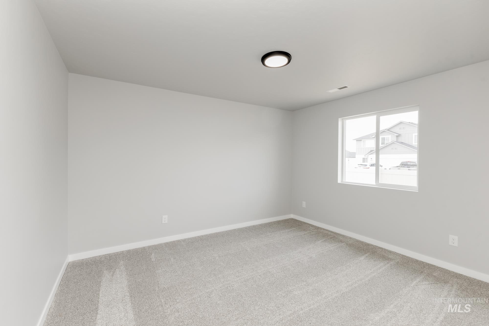 2215 W Hodor St Property Photo 11