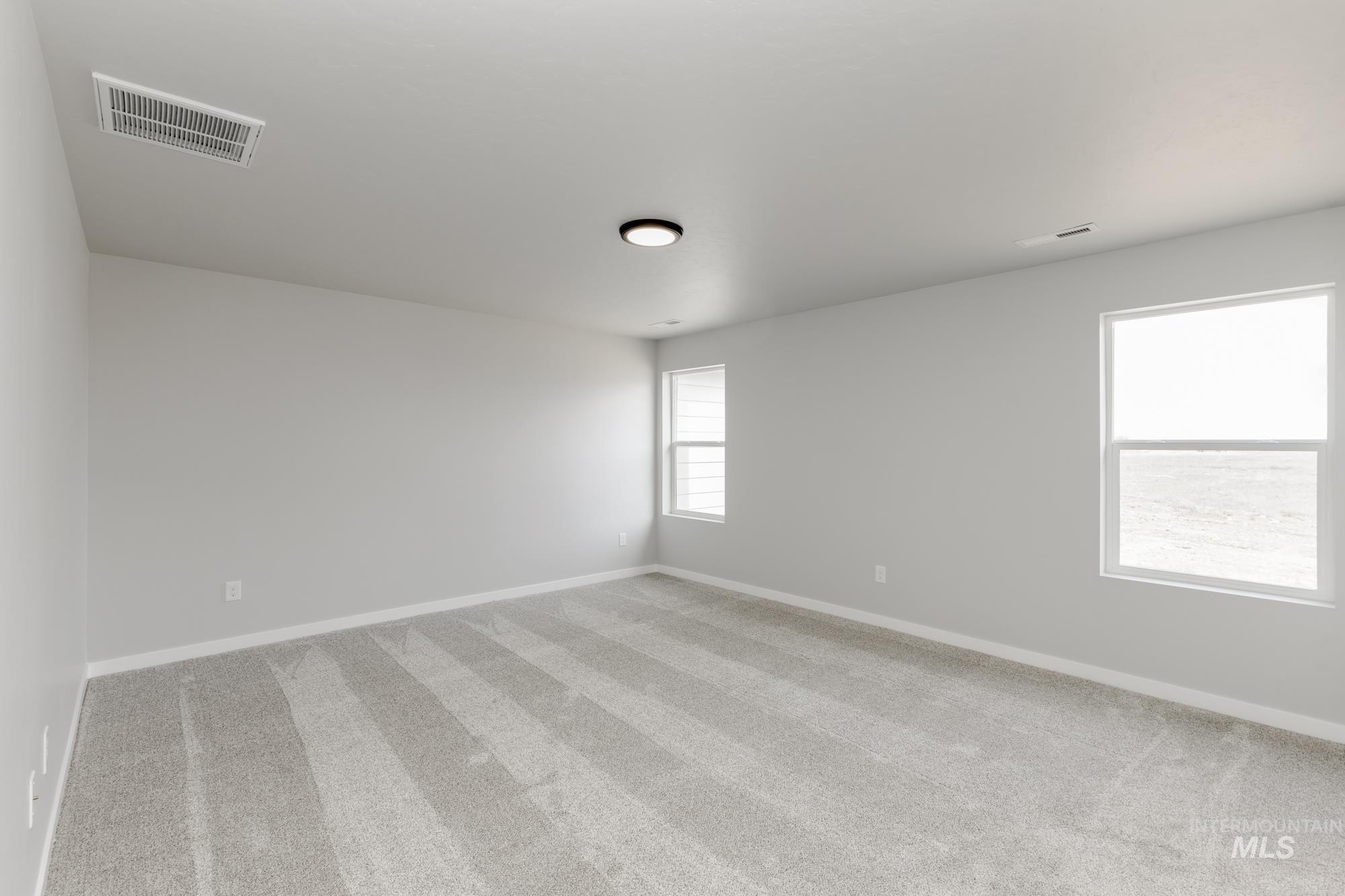 2215 W Hodor St Property Photo 15