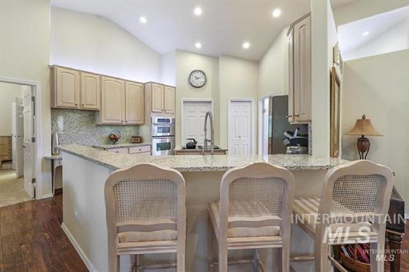 4 Granada Place Property Photo 18