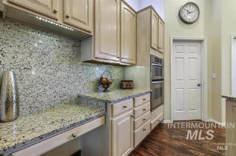 4 Granada Place Property Photo 19