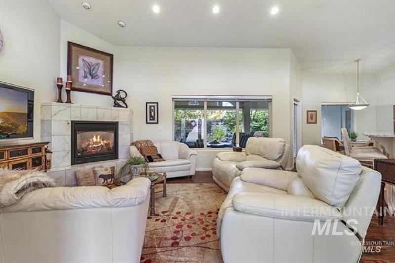 4 Granada Place Property Photo 23
