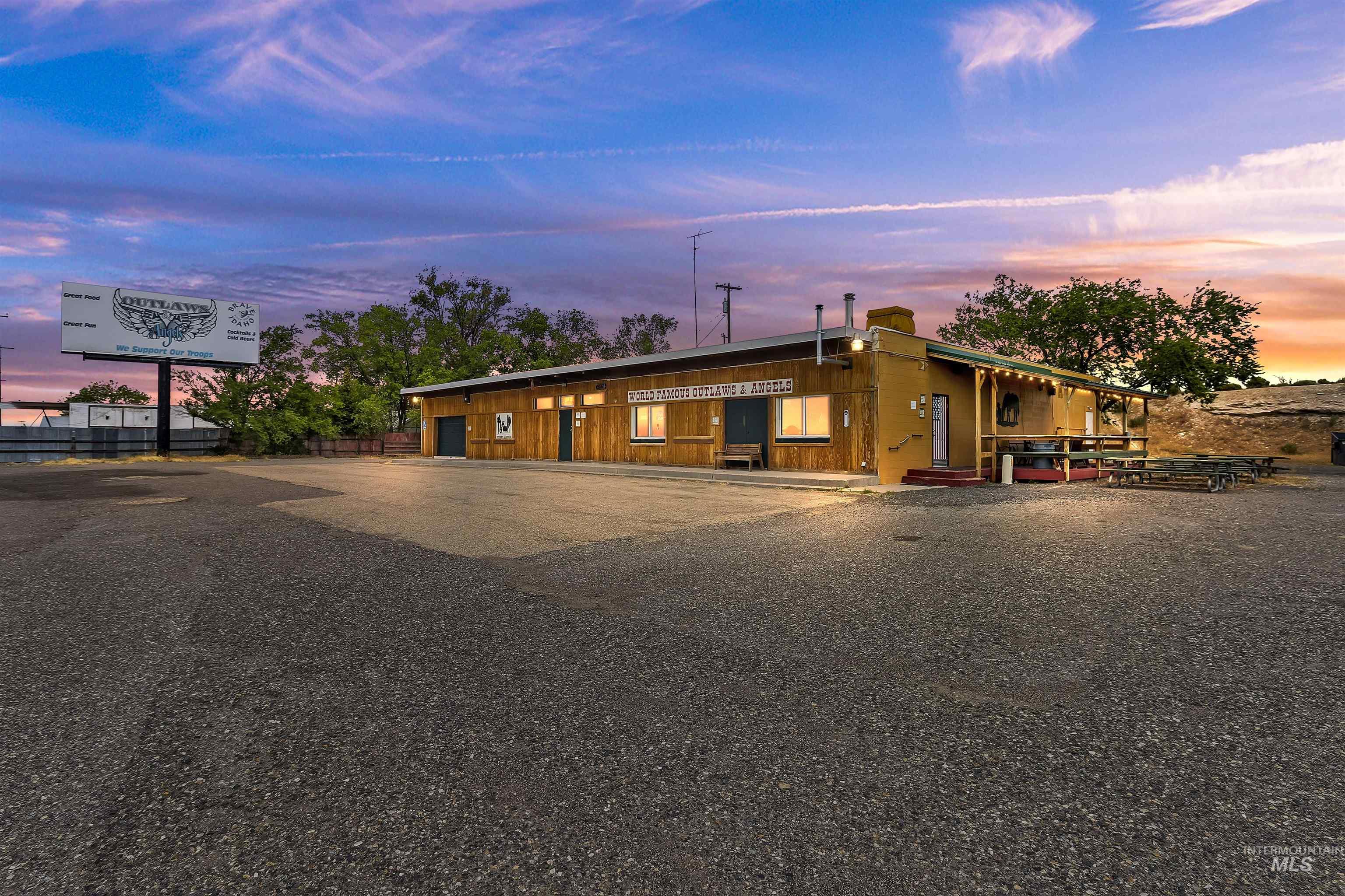 204 Us-30 Property Photo