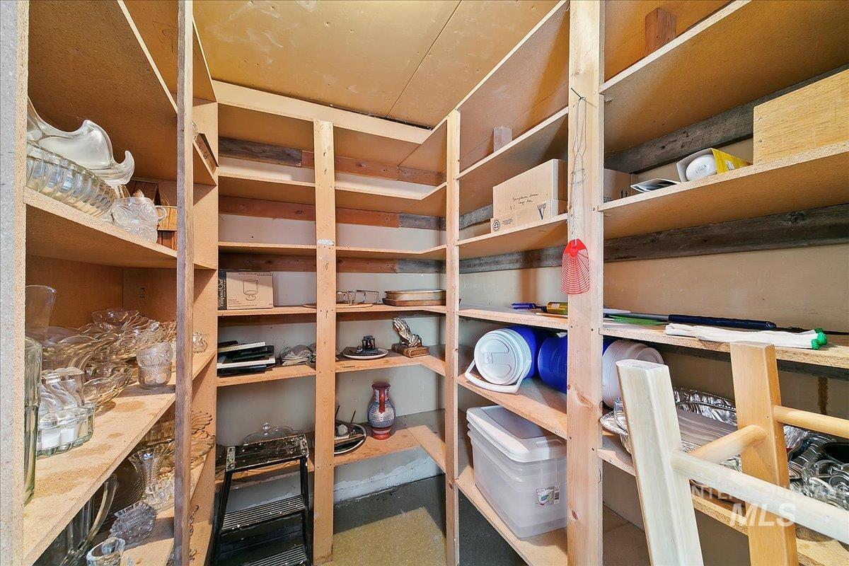 1502 Cruse Lane Property Photo 11