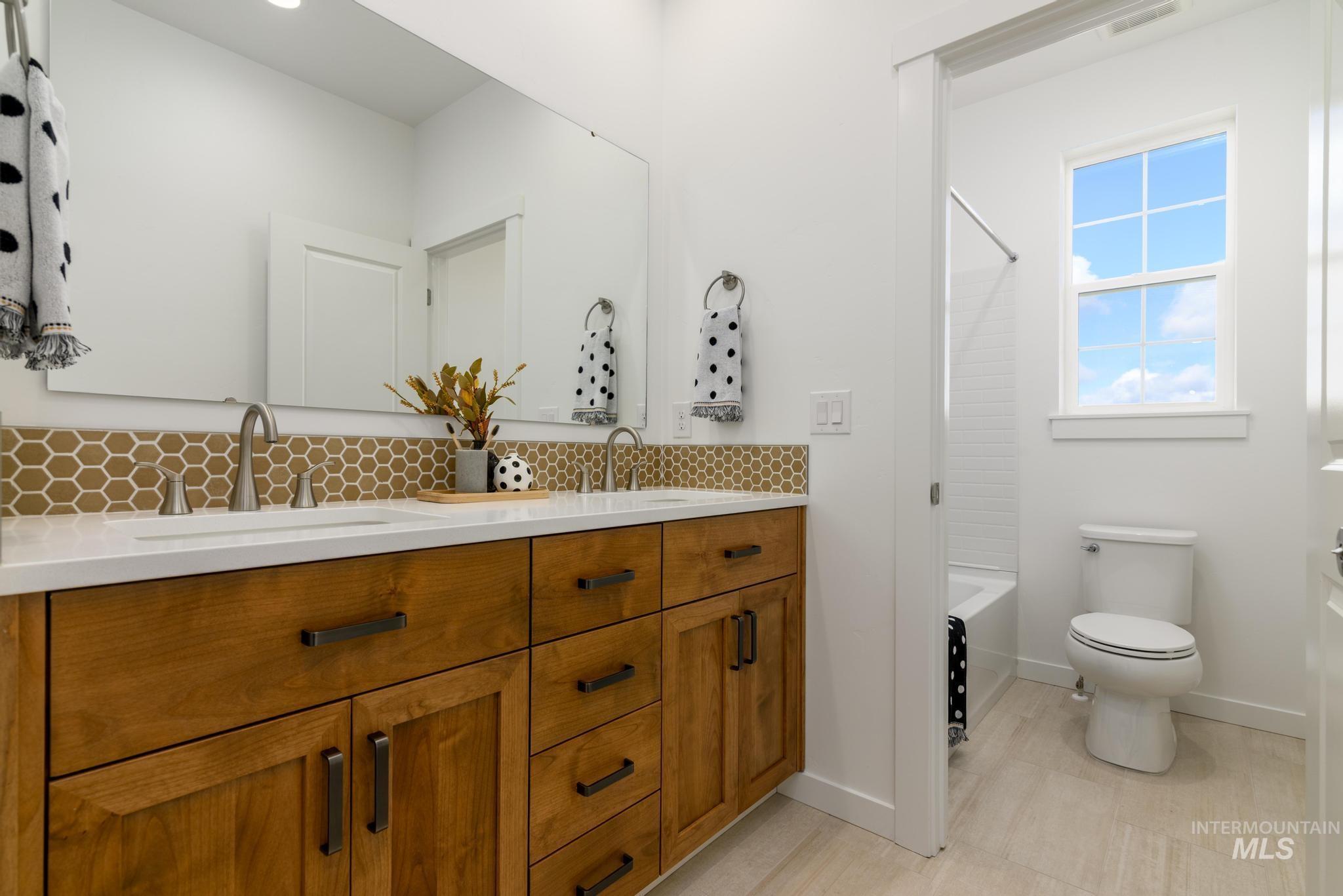 3726 N San Carlos Way Property Photo 30