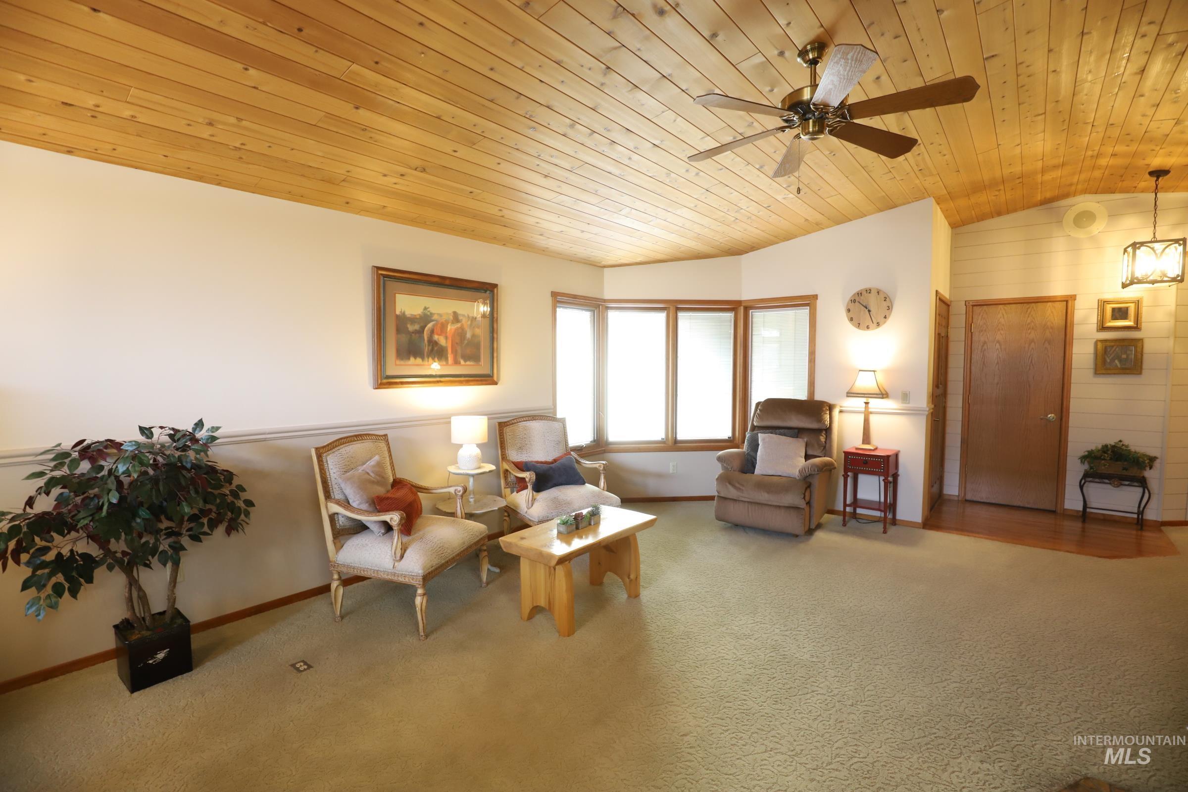 2353 Twin Oaks Park Property Photo 11