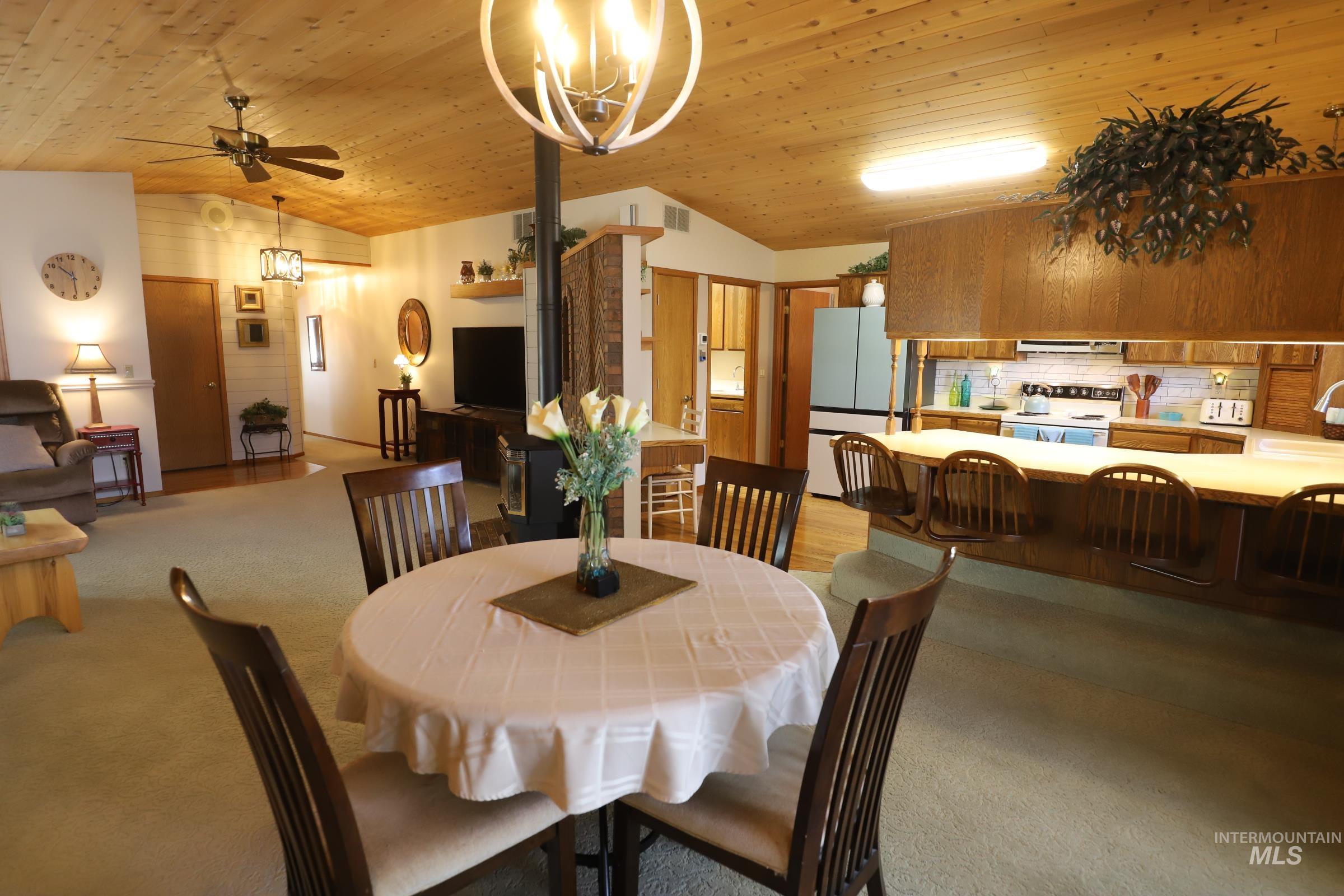 2353 Twin Oaks Park Property Photo 12