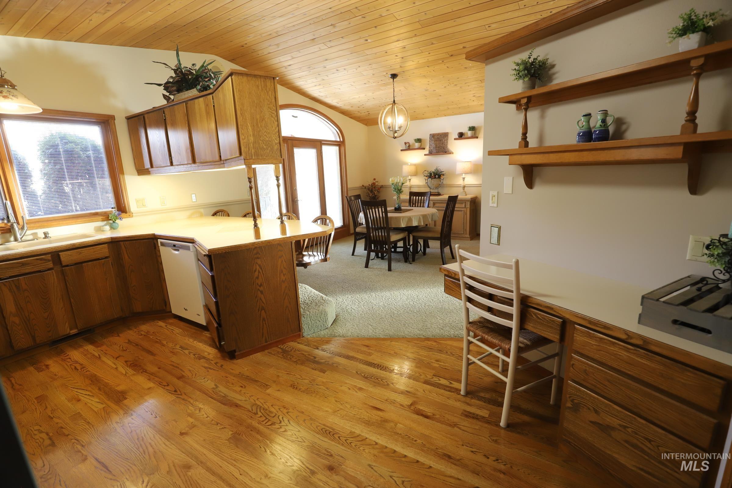 2353 Twin Oaks Park Property Photo 20
