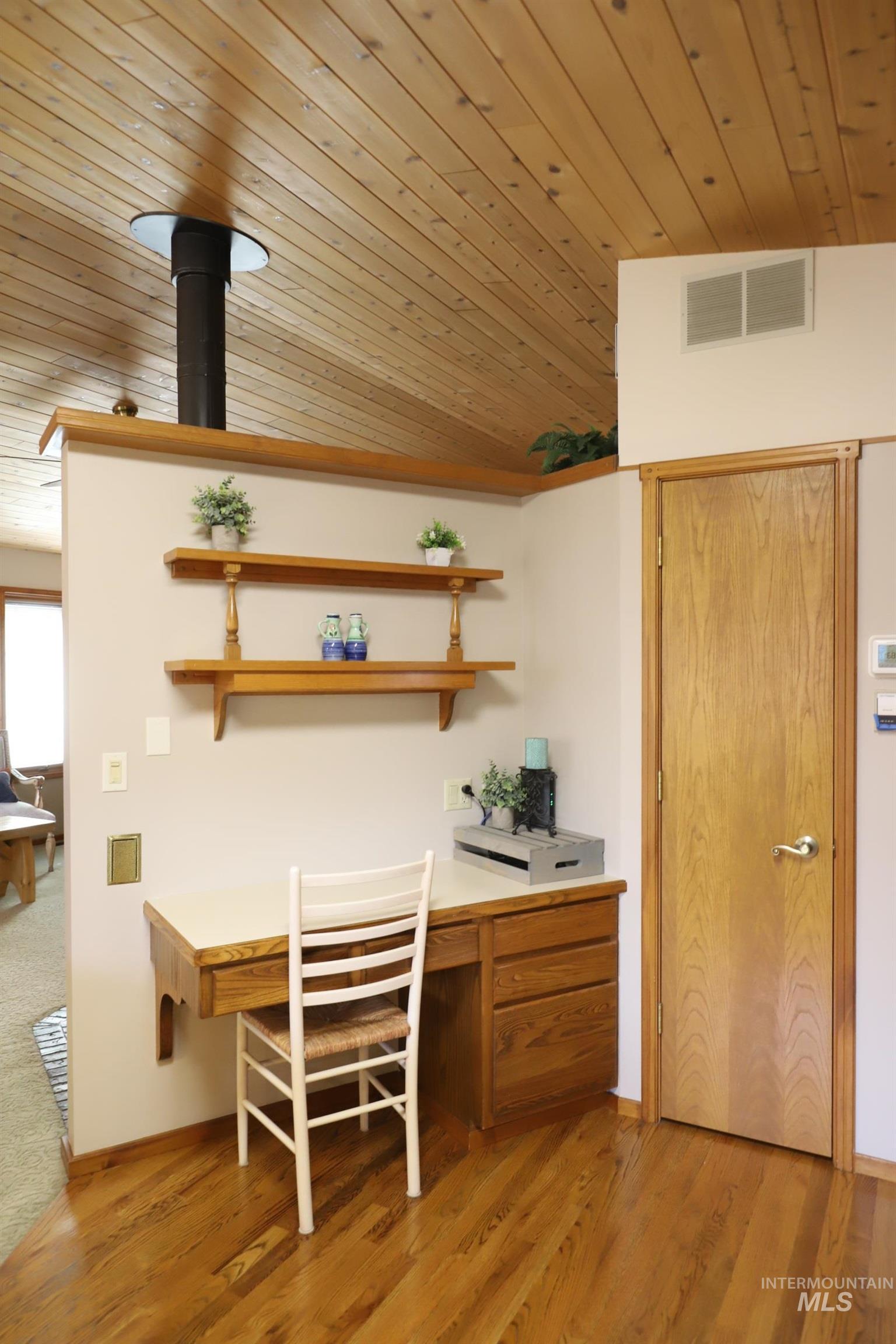 2353 Twin Oaks Park Property Photo 21