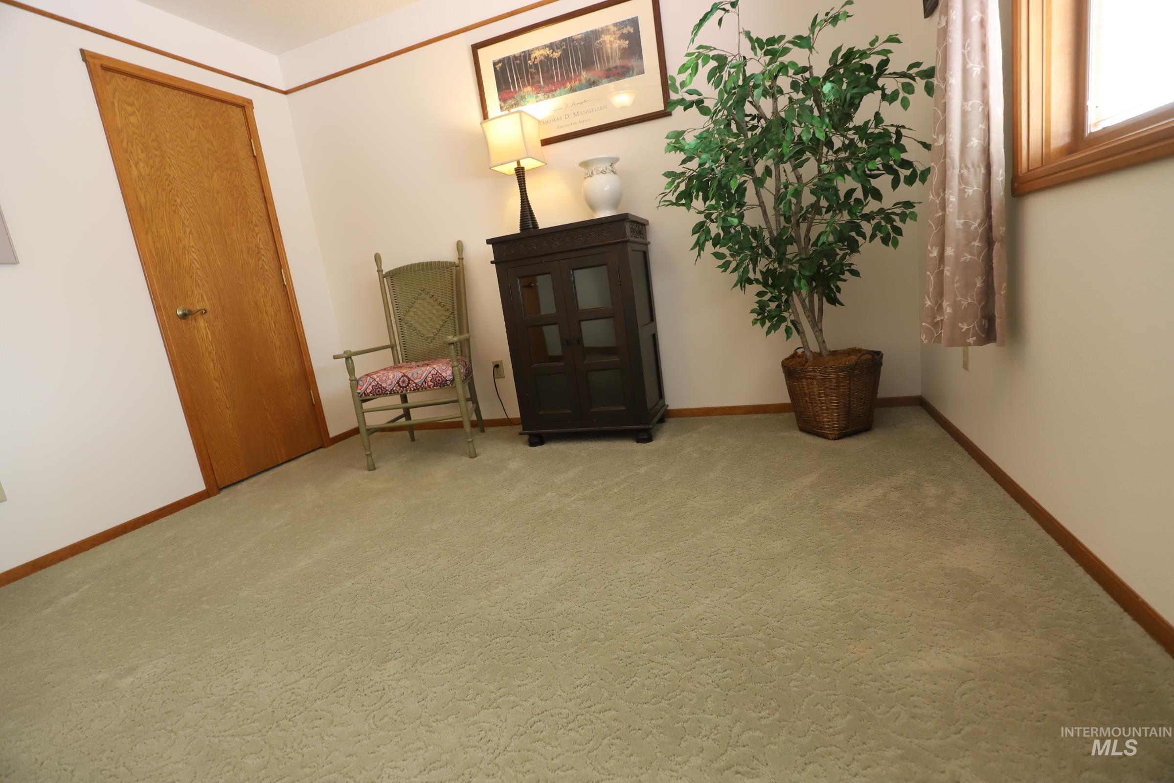 2353 Twin Oaks Park Property Photo 35