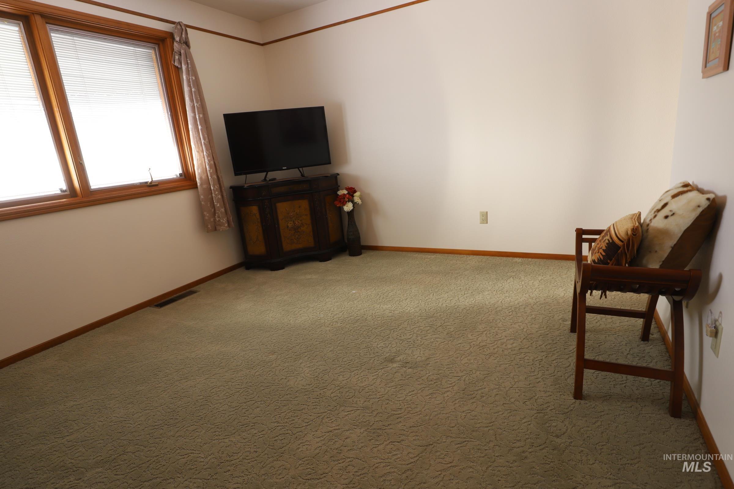 2353 Twin Oaks Park Property Photo 37