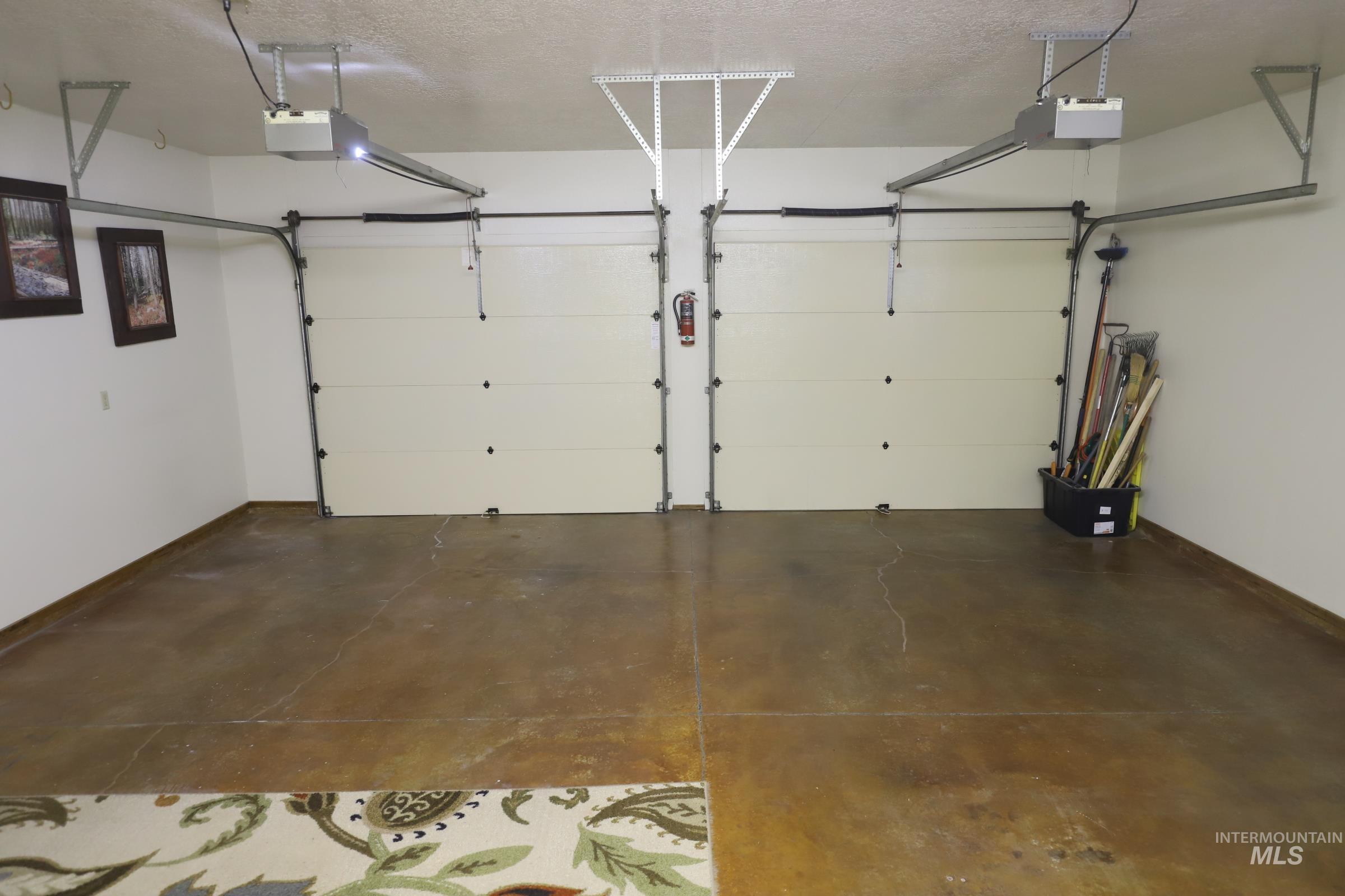 2353 Twin Oaks Park Property Photo 43