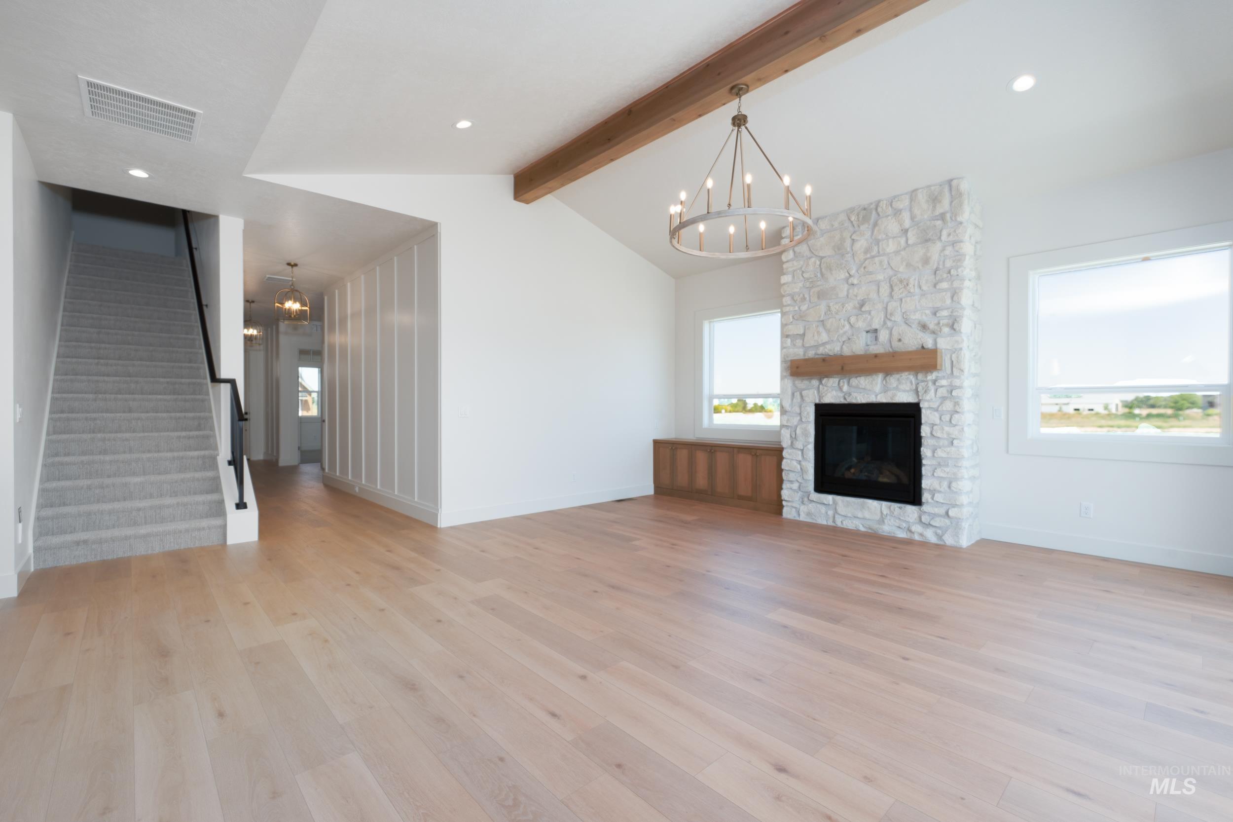 24908 Haflinger Way Property Photo 8