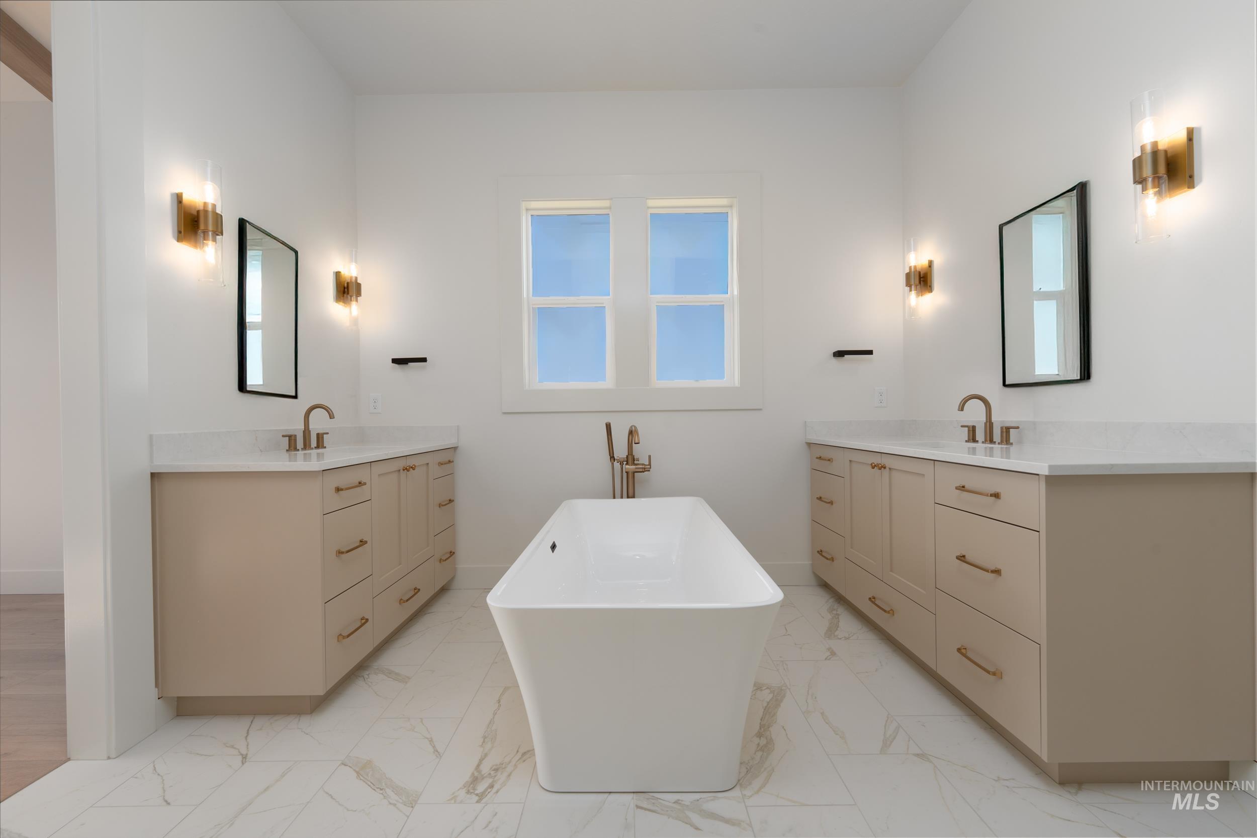 24908 Haflinger Way Property Photo 13