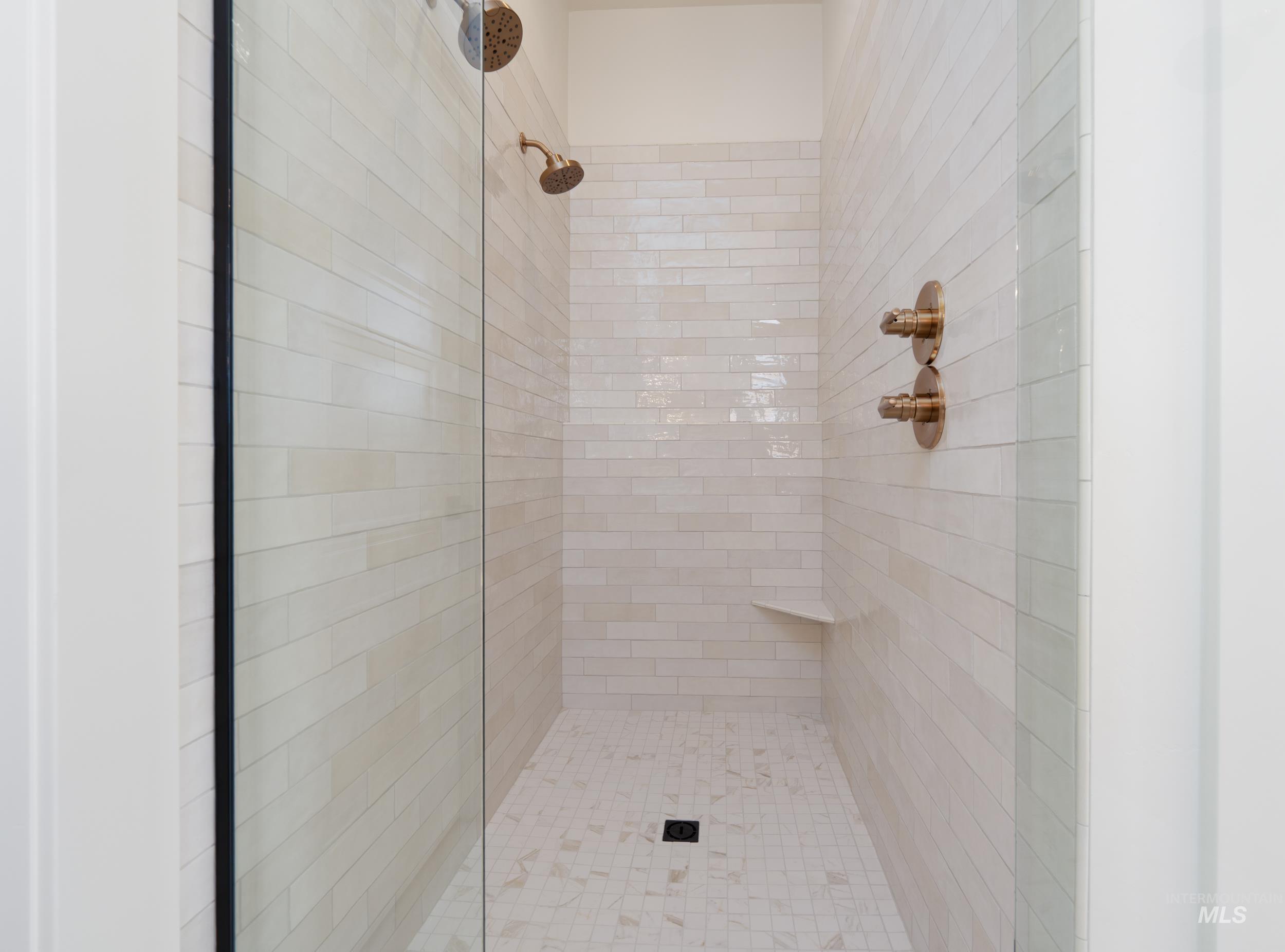 24908 Haflinger Way Property Photo 15