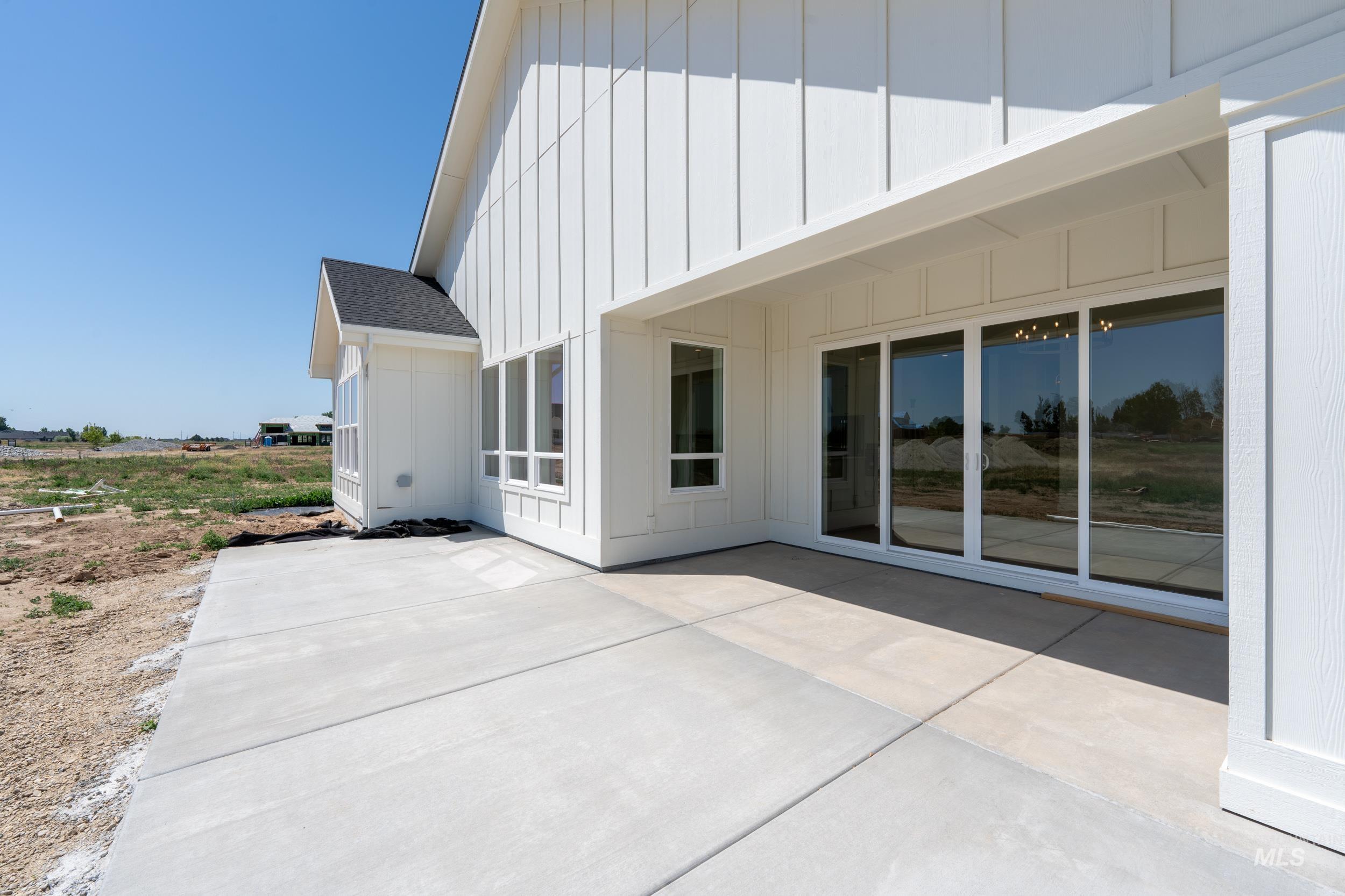 24908 Haflinger Way Property Photo 30