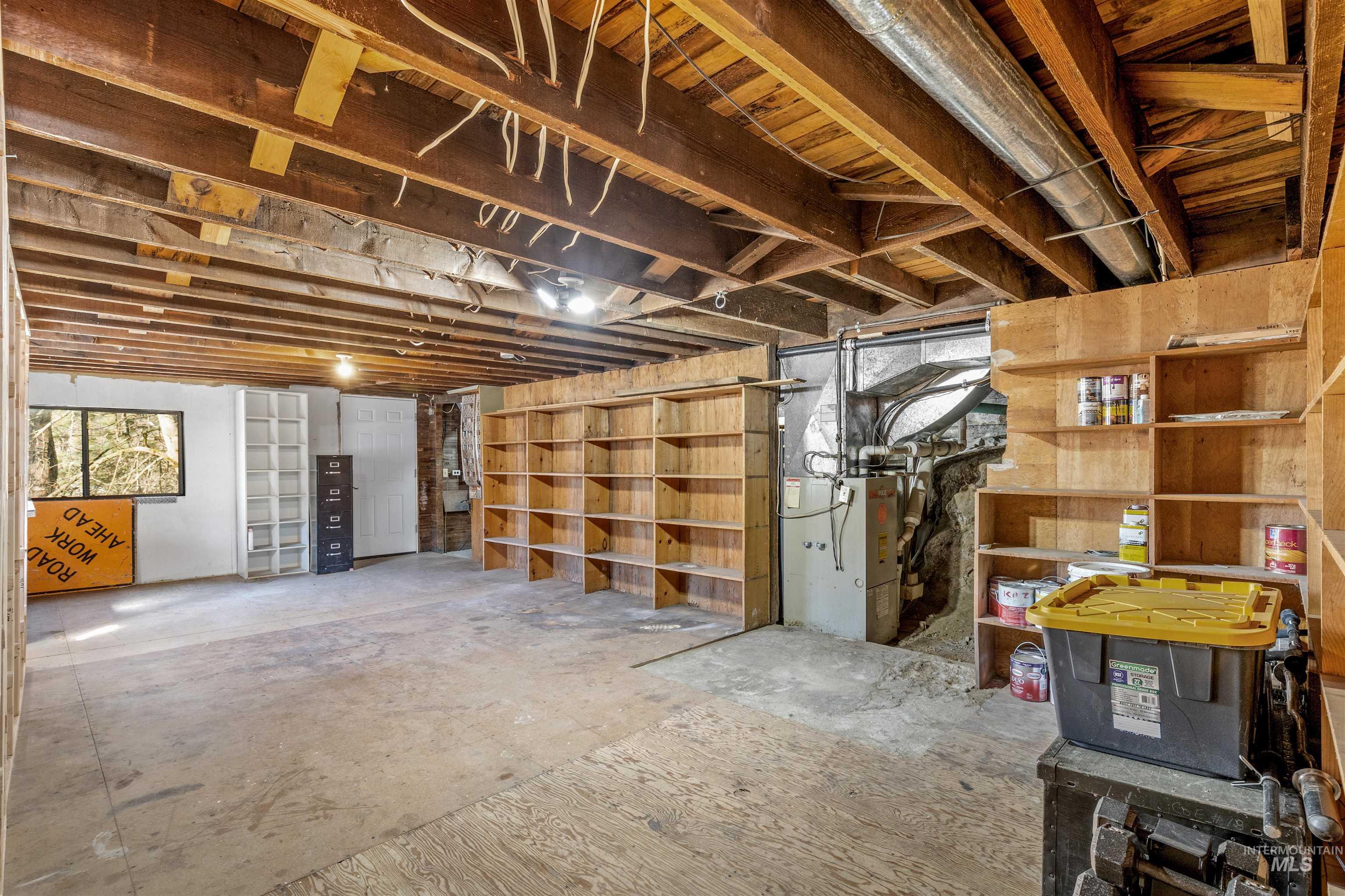 905 Dewey Avenue Property Photo 32