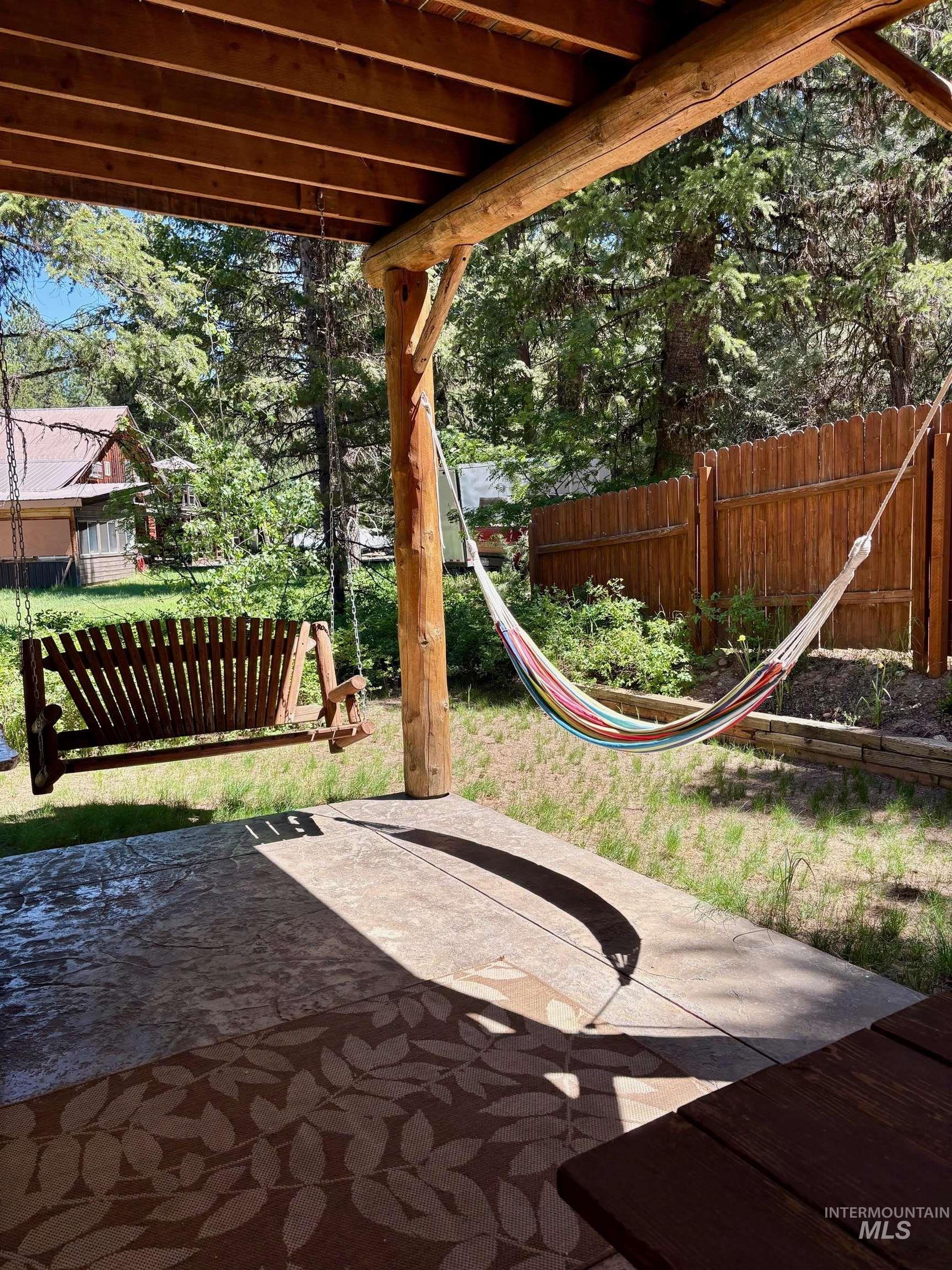 1413 Stone Ln Property Photo 24