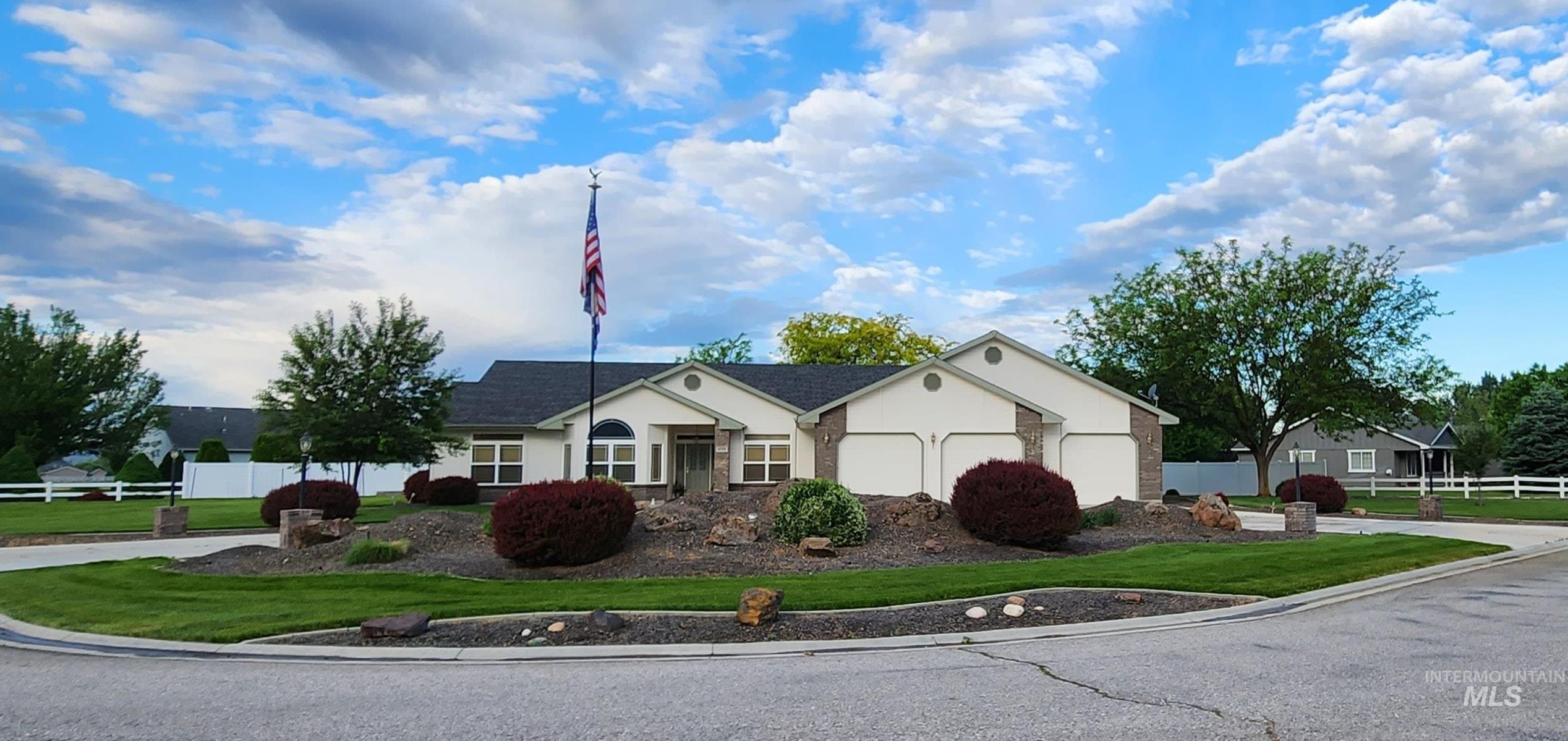 Atkinsons Acres Real Estate Listings Main Image