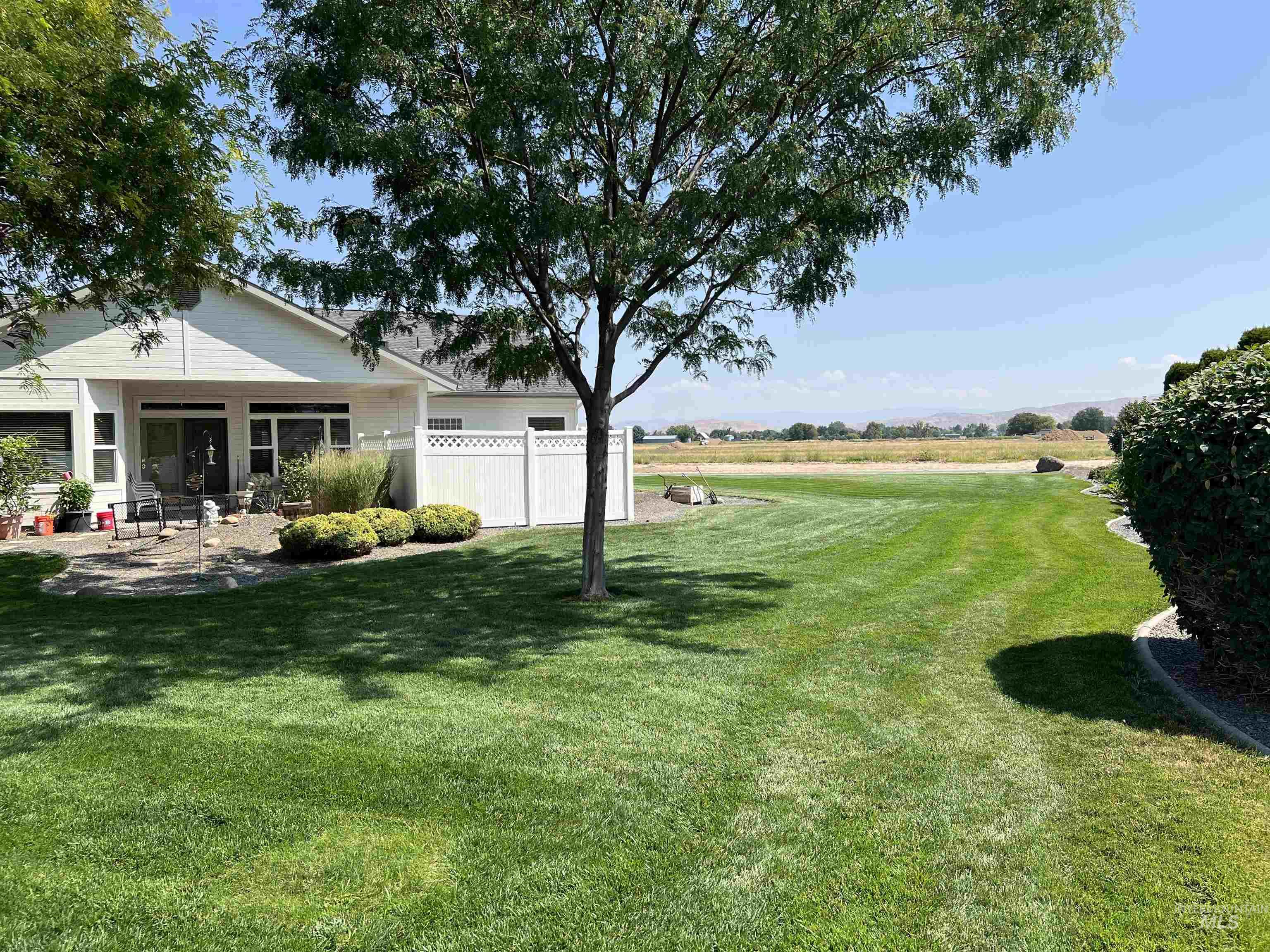 1753 Katie Lane Property Photo 4