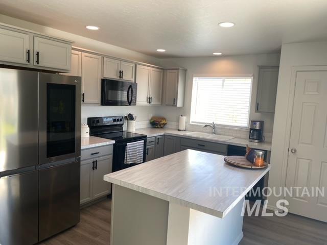 13693 Bascom Property Photo 9