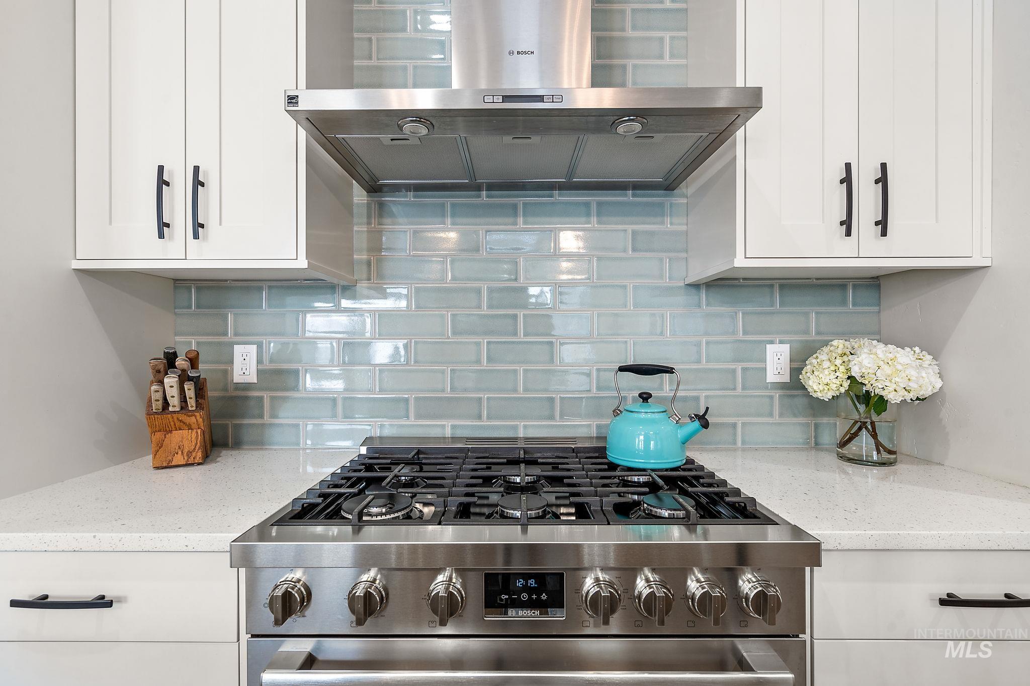 2550 W Iron Coop Street Property Photo 13