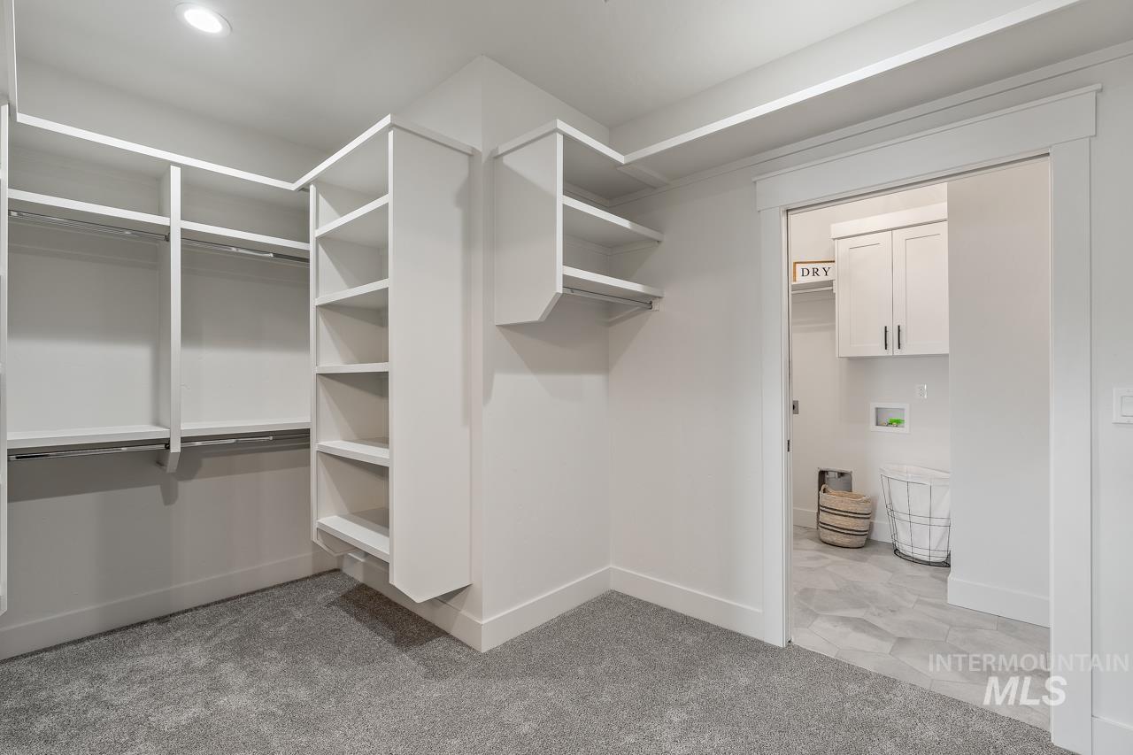 2550 W Iron Coop Street Property Photo 22