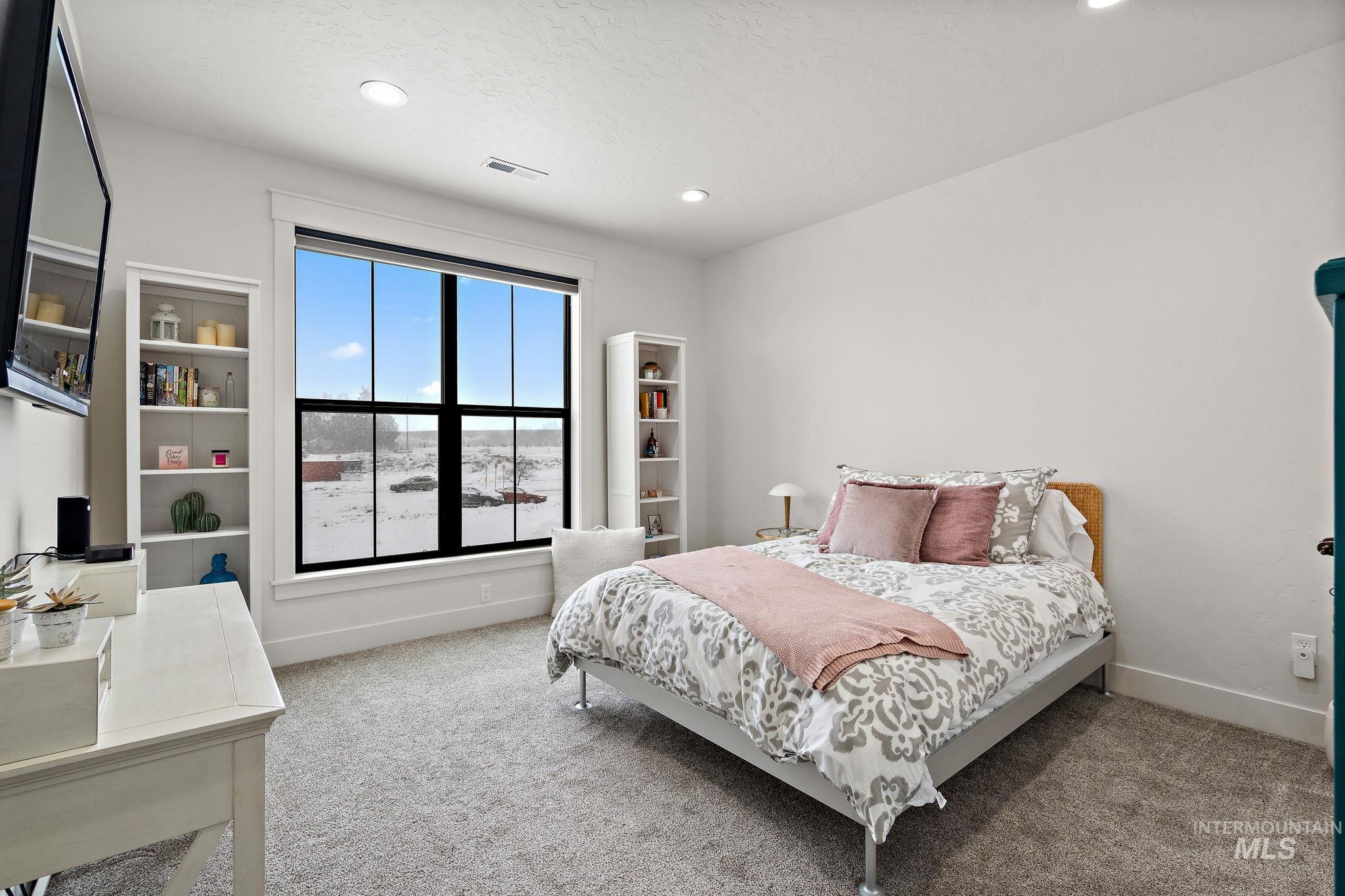 2550 W Iron Coop Street Property Photo 28