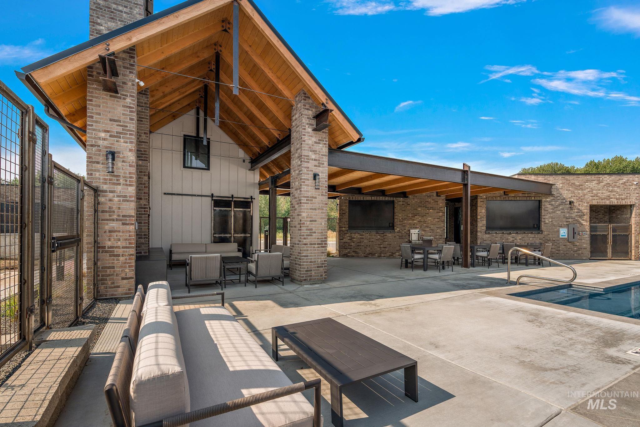 2550 W Iron Coop Street Property Photo 42