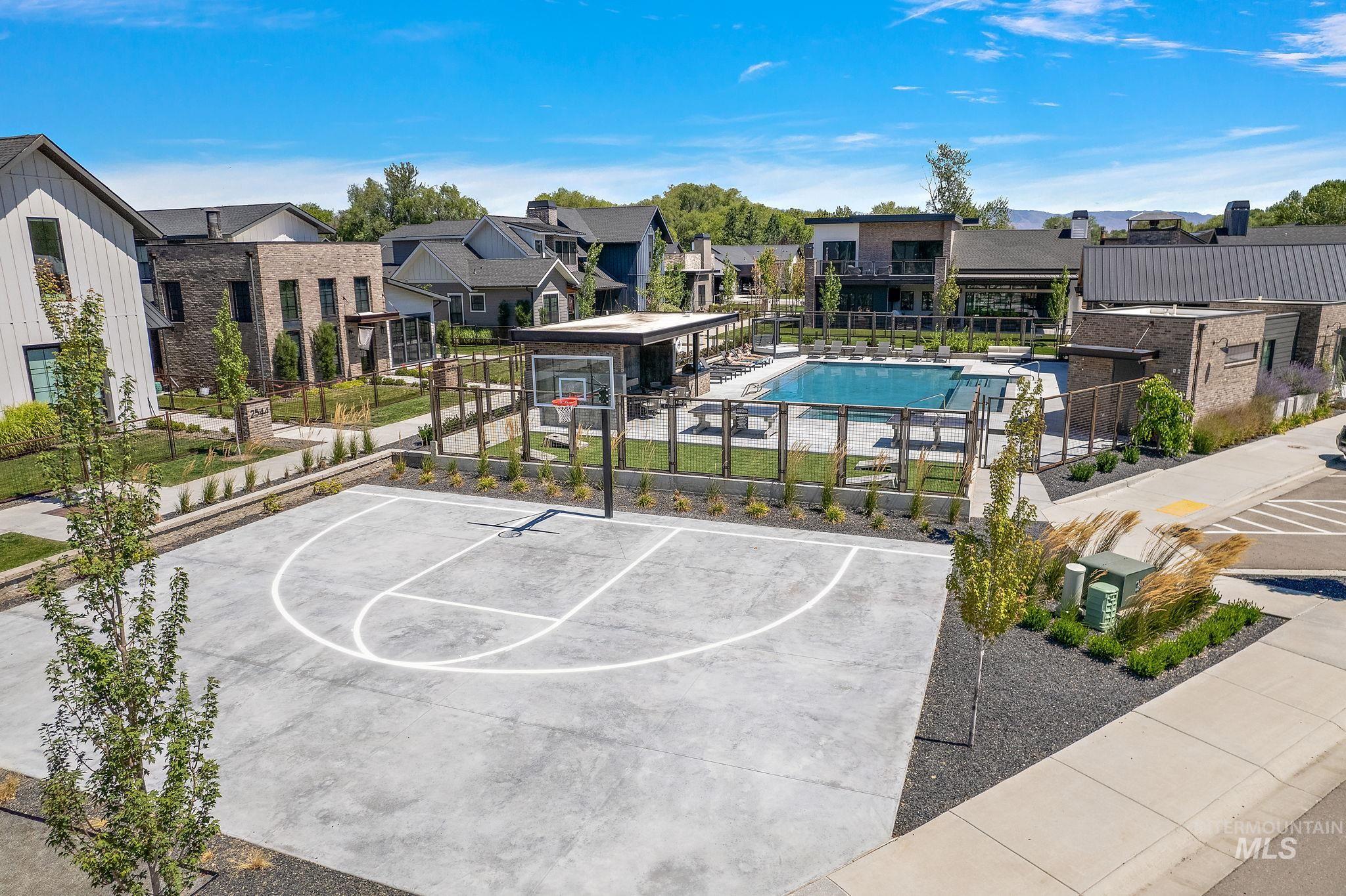 2550 W Iron Coop Street Property Photo 44